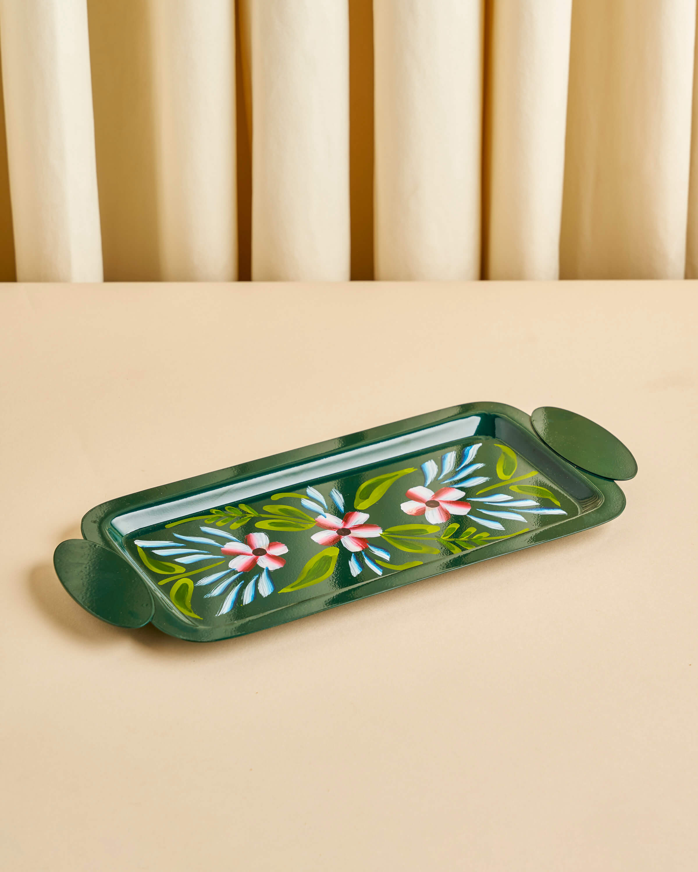 صينية تقديم صغيرة