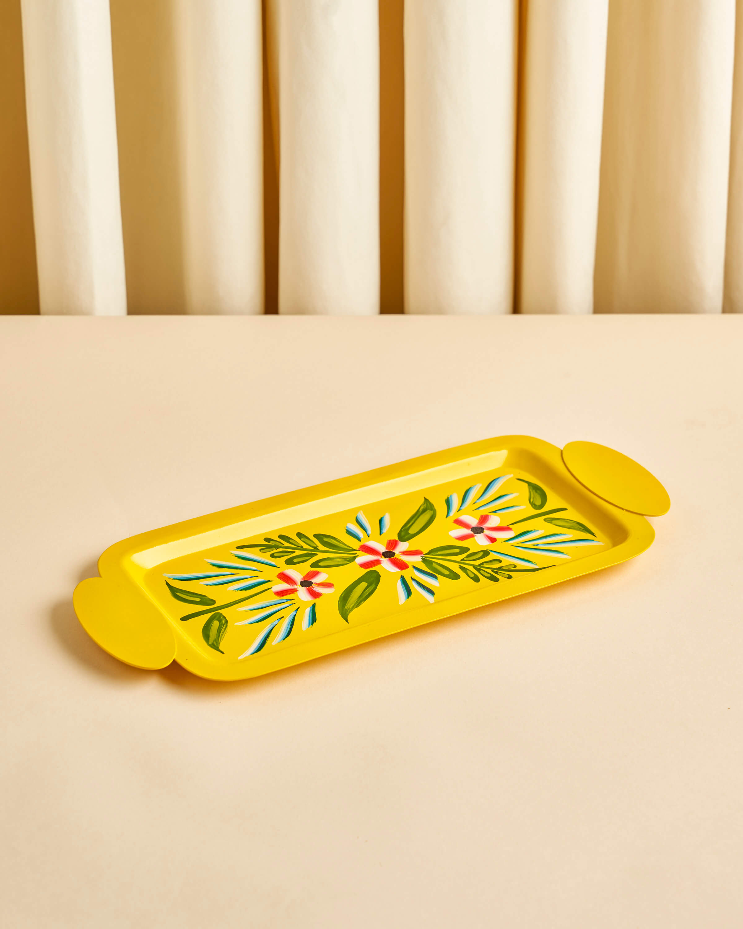 صينية تقديم صغيرة