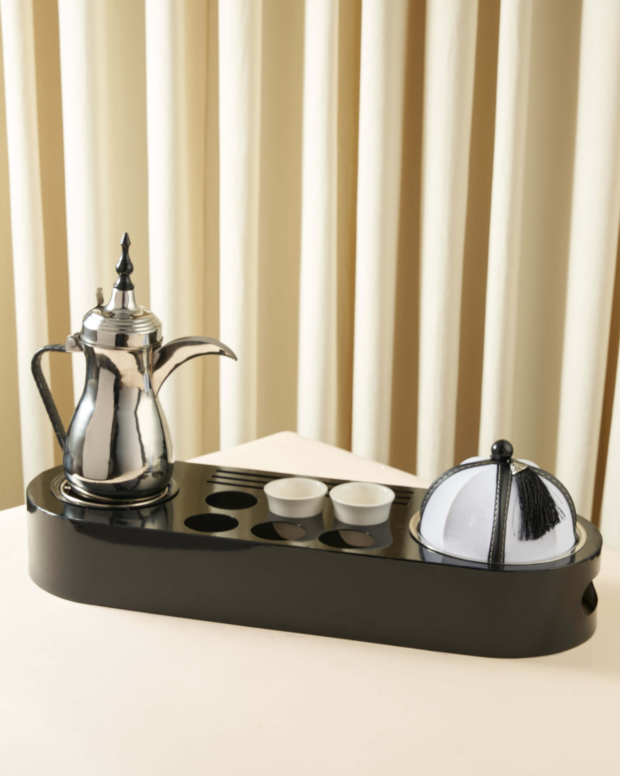 طقم ضيافة تمرية مع دلة وسخان