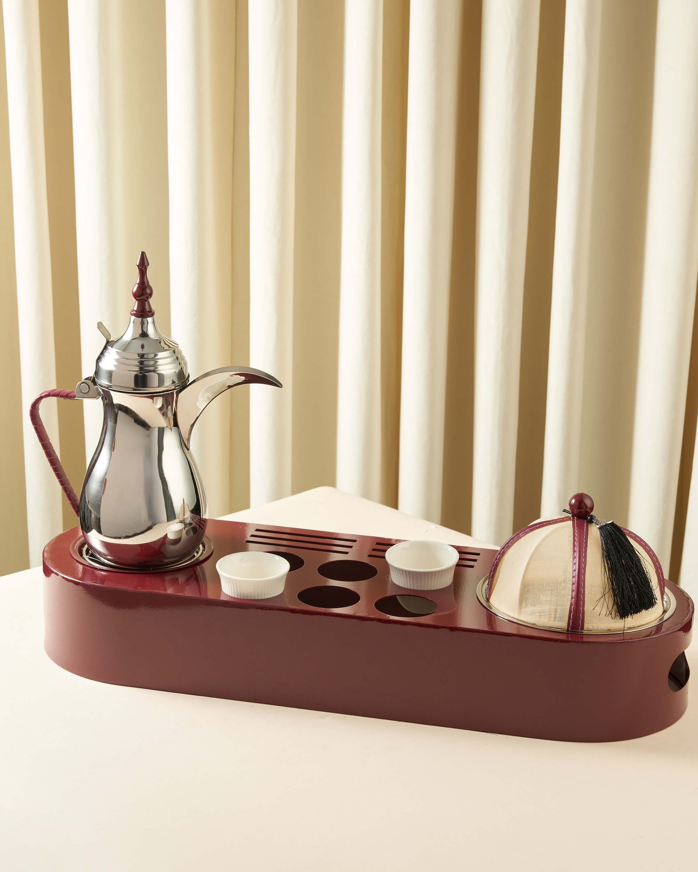 طقم ضيافة تمرية مع دلة وسخان