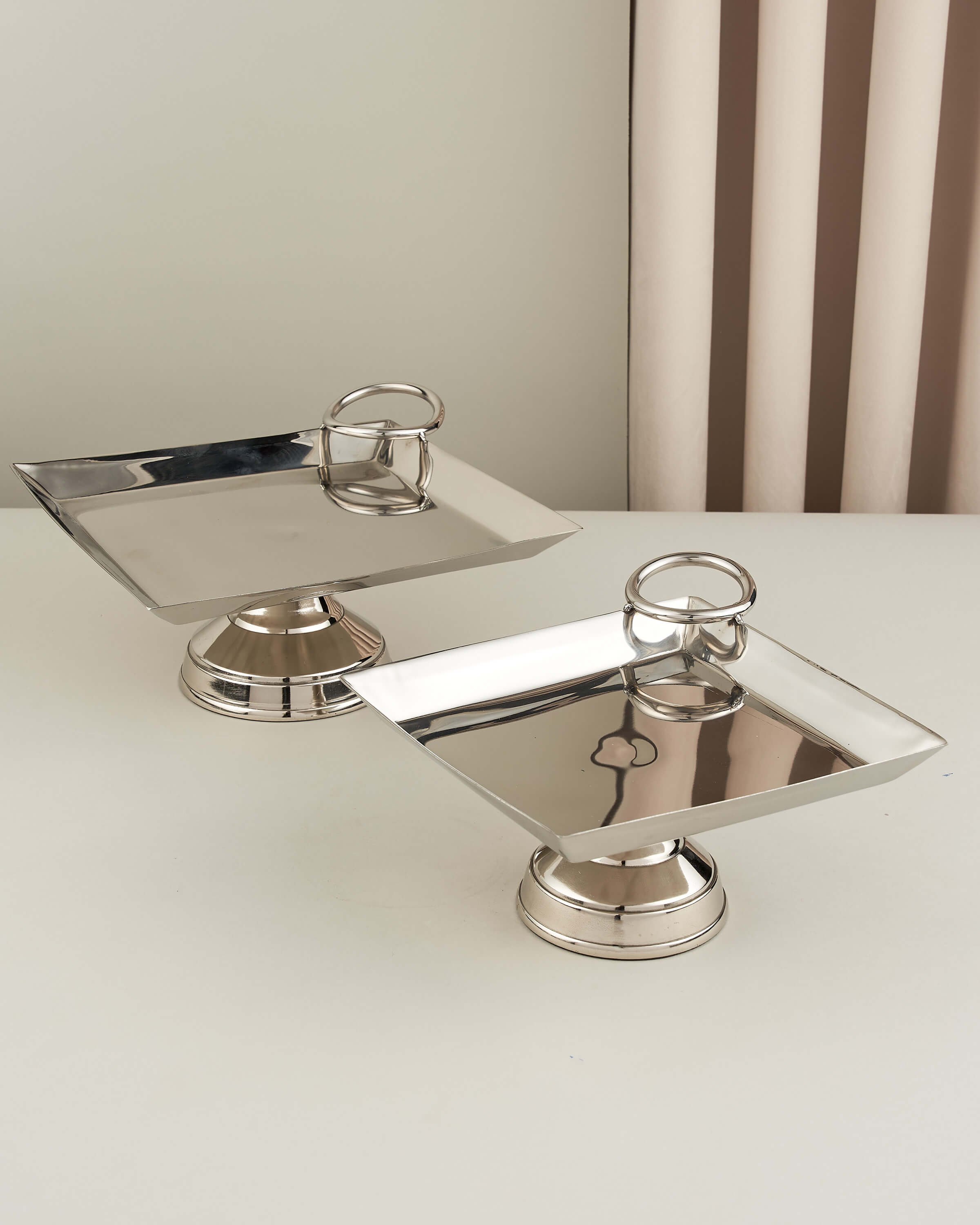 ماعون تقديم