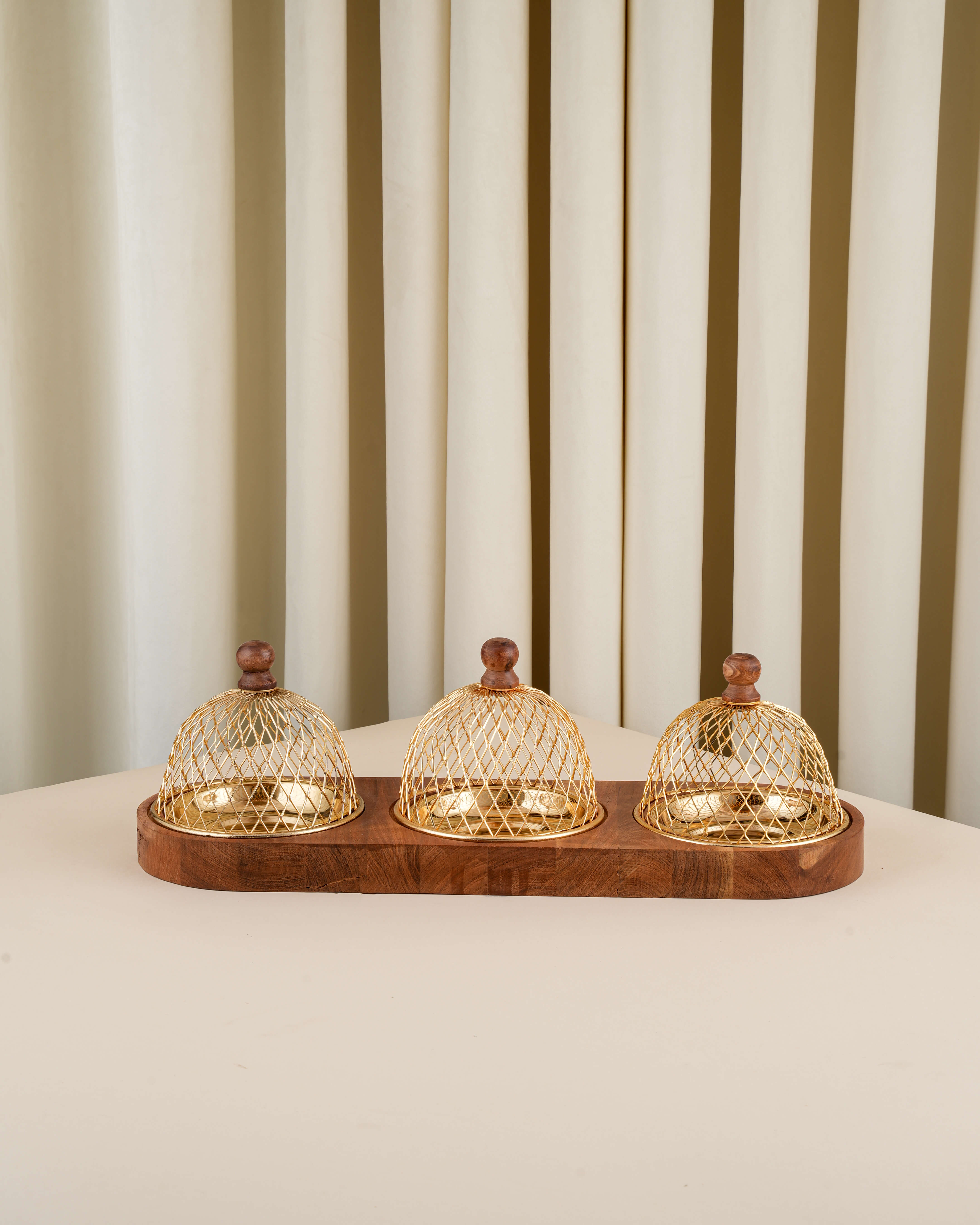 ماعون مكسرات