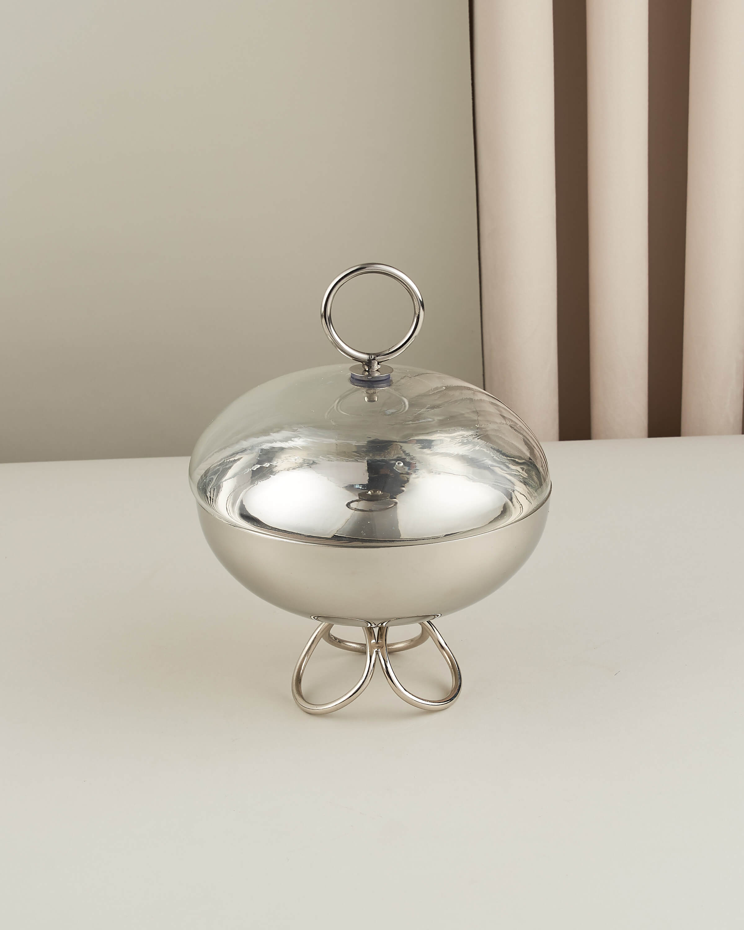 ماعون تقديم