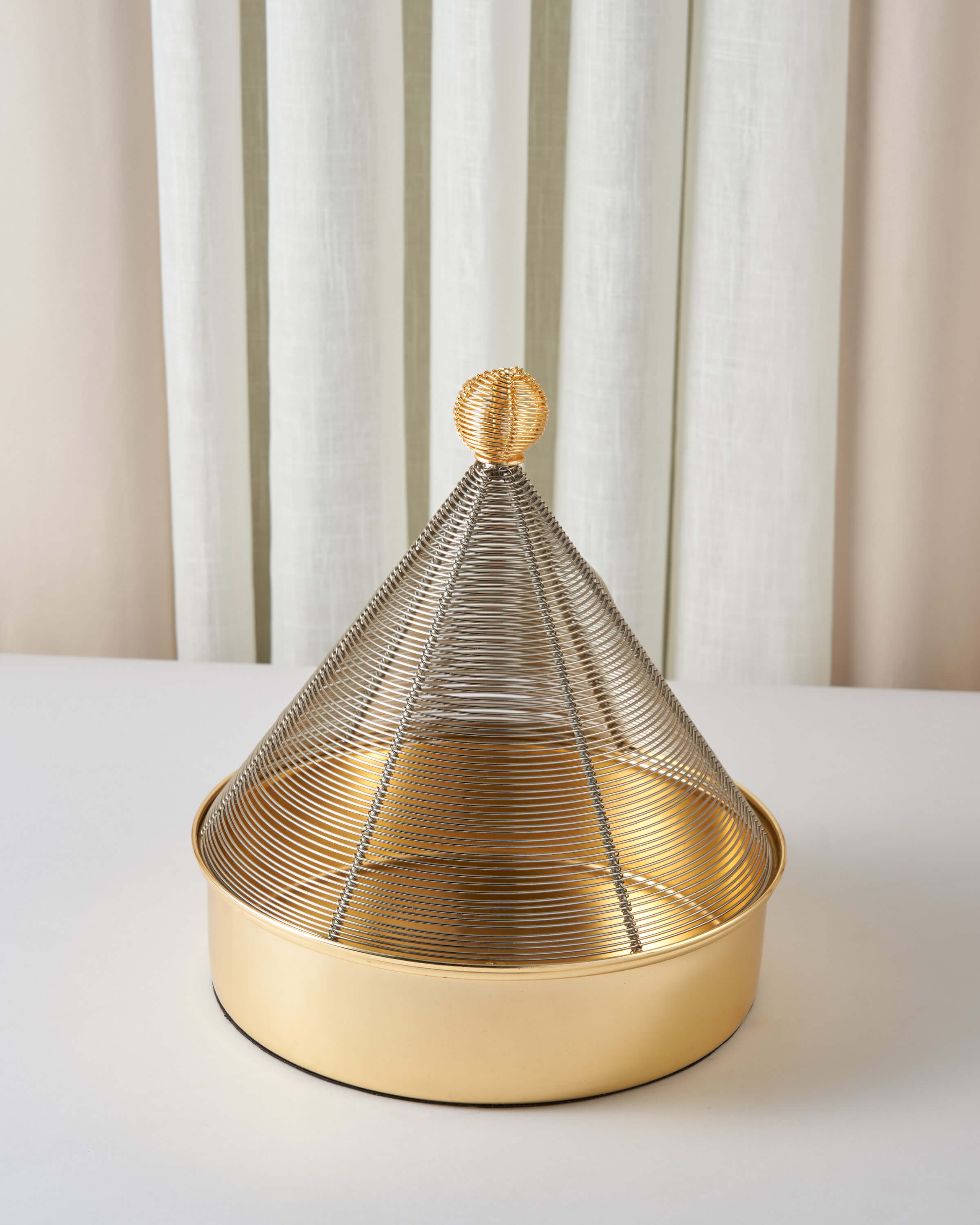 ماعون تقديم