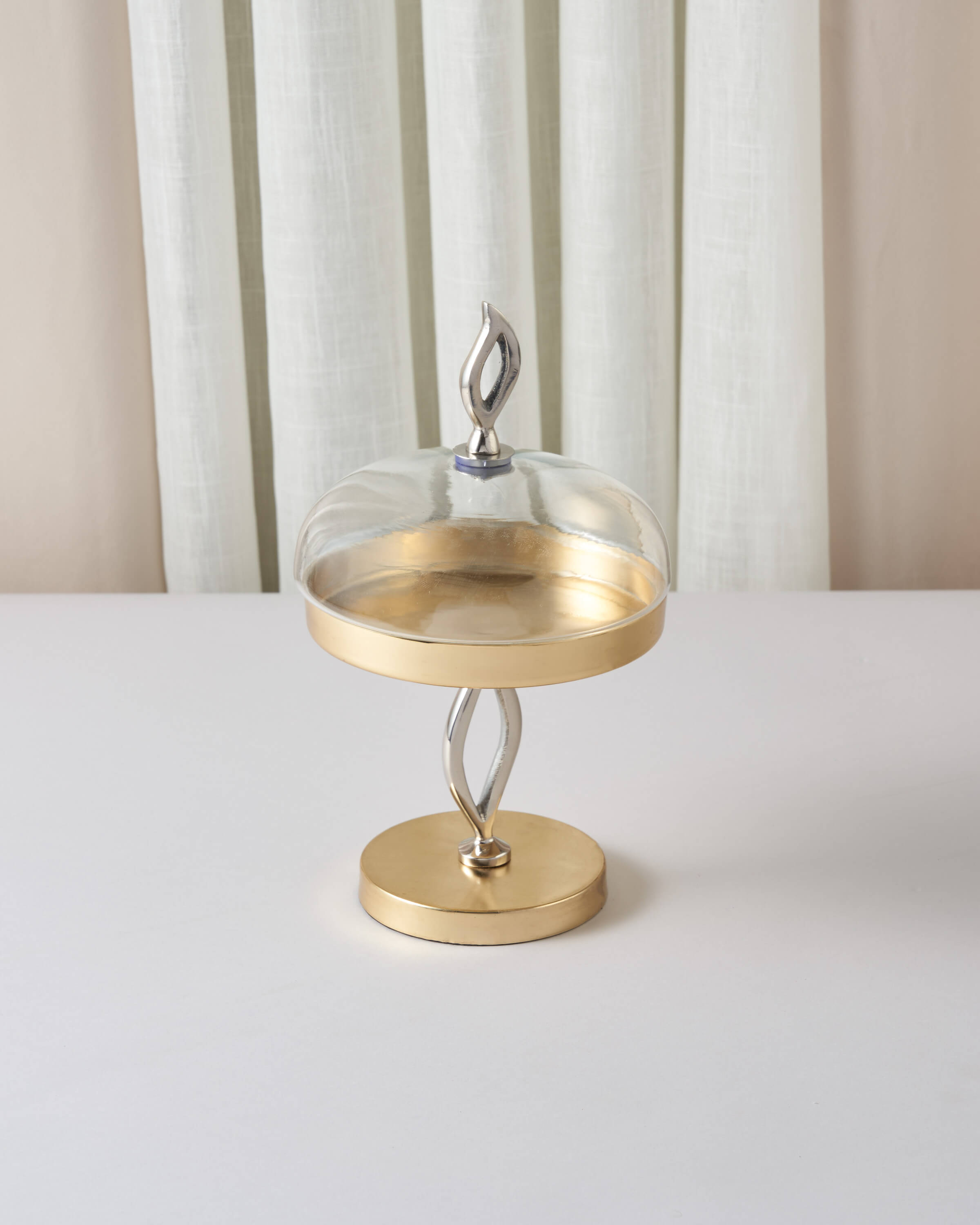 ماعون تقديم