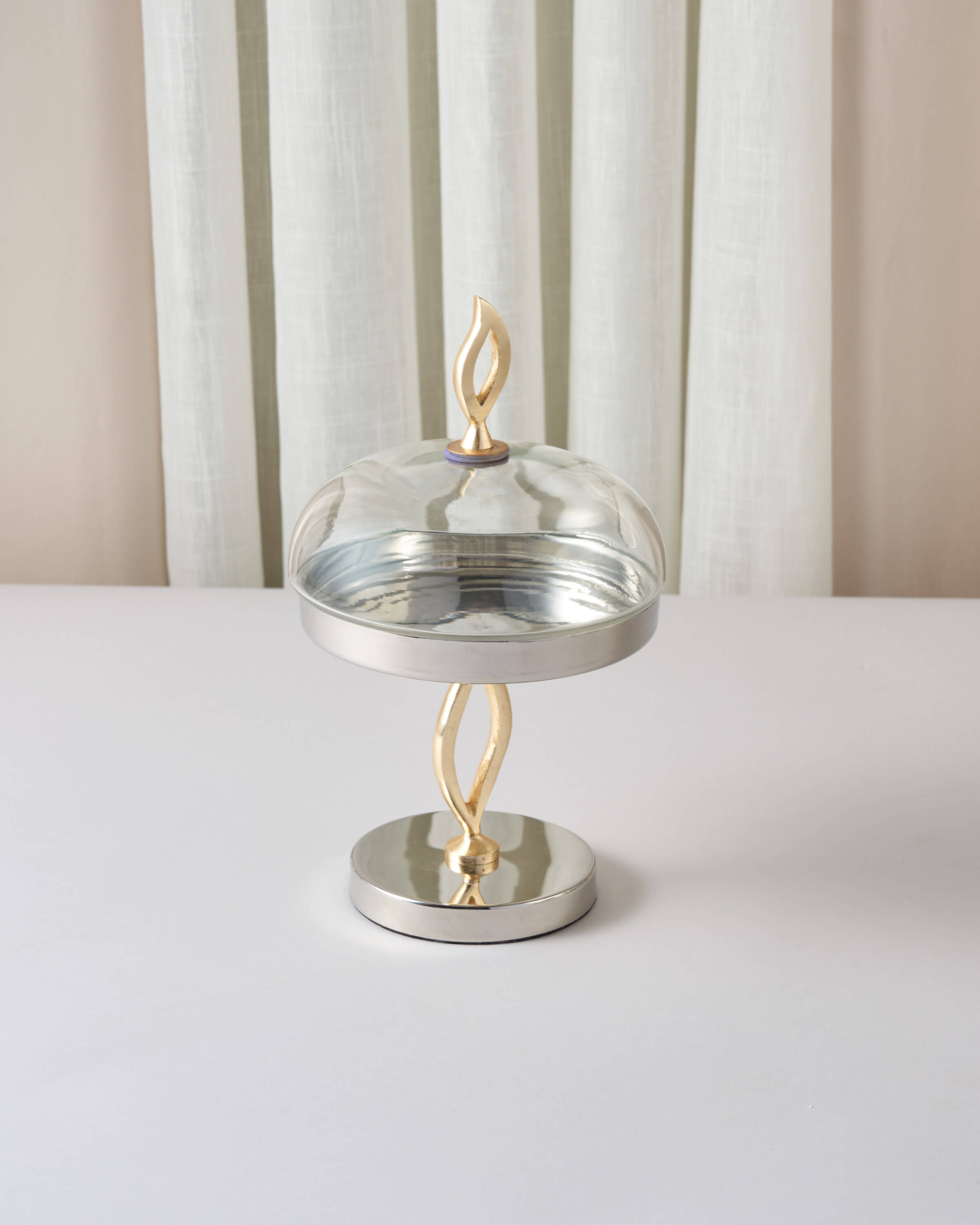 ماعون تقديم