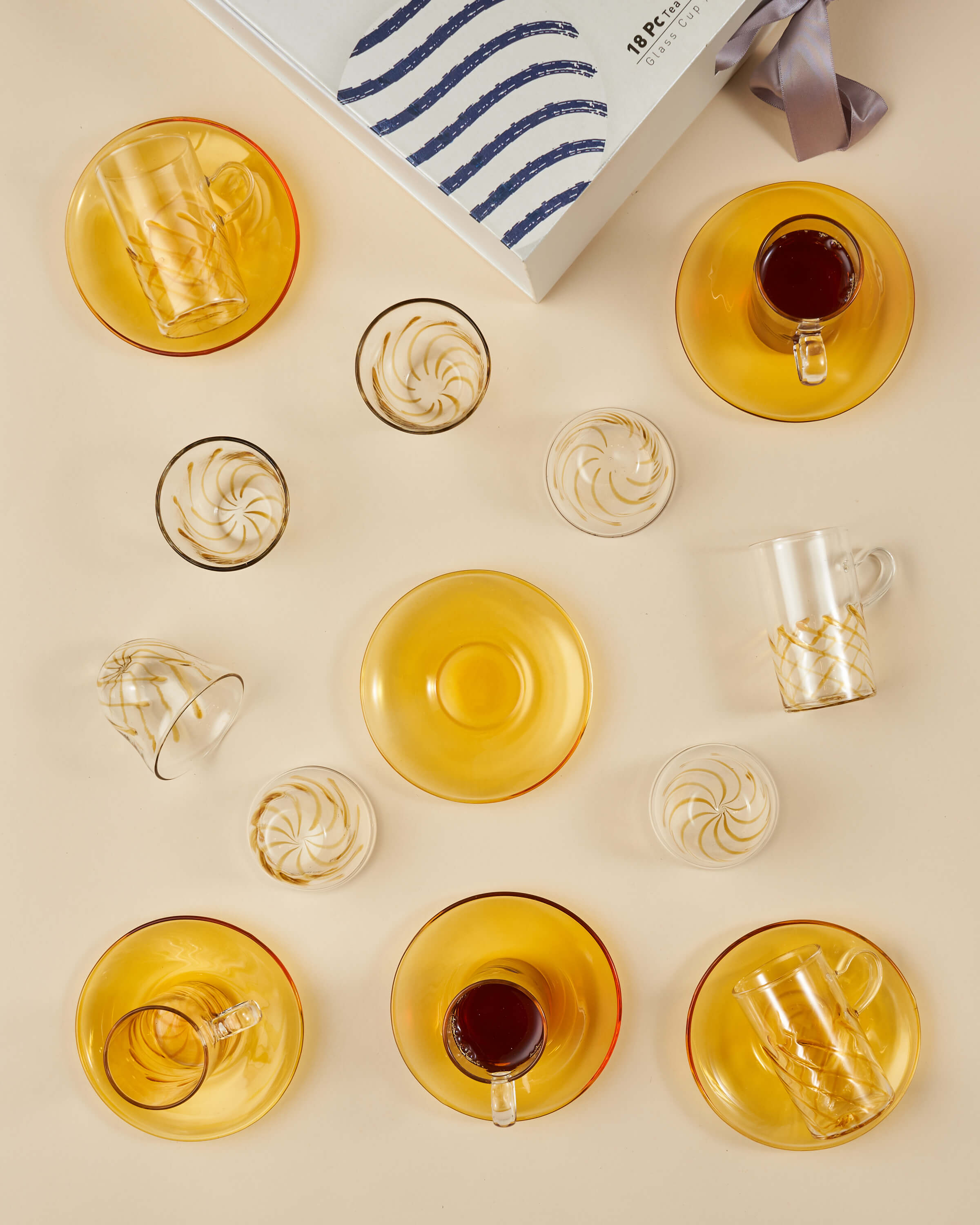 طقم استكانات وفناجين