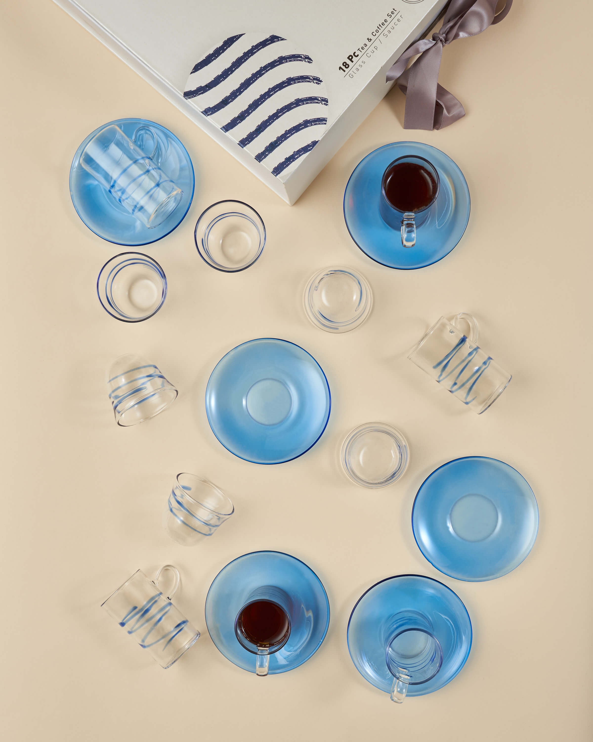 طقم استكانات وفناجين