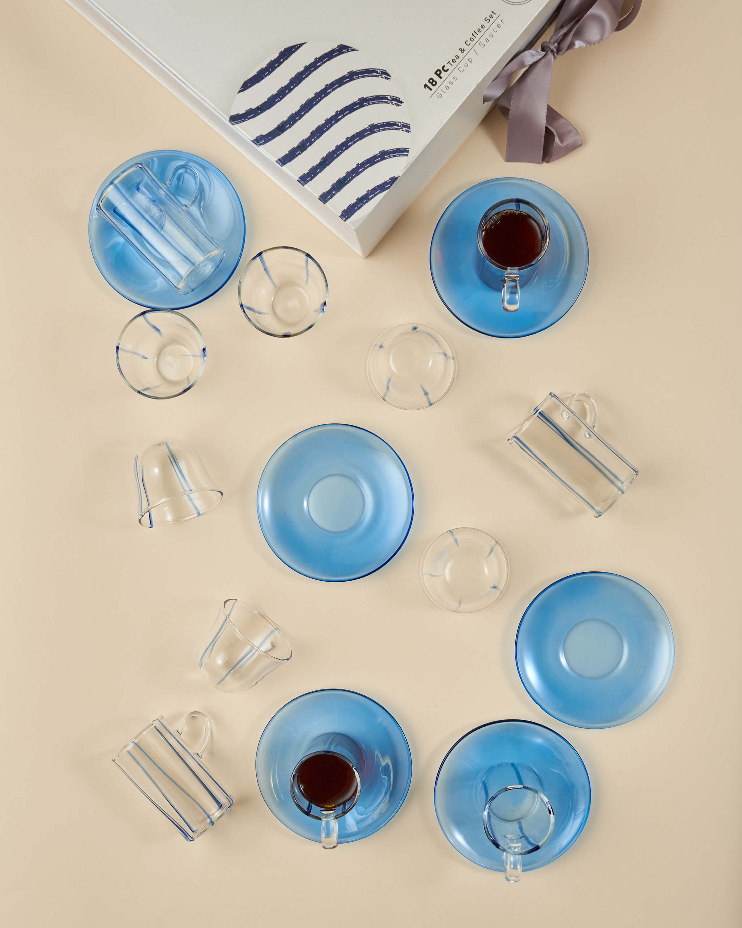 طقم استكانات وفناجين