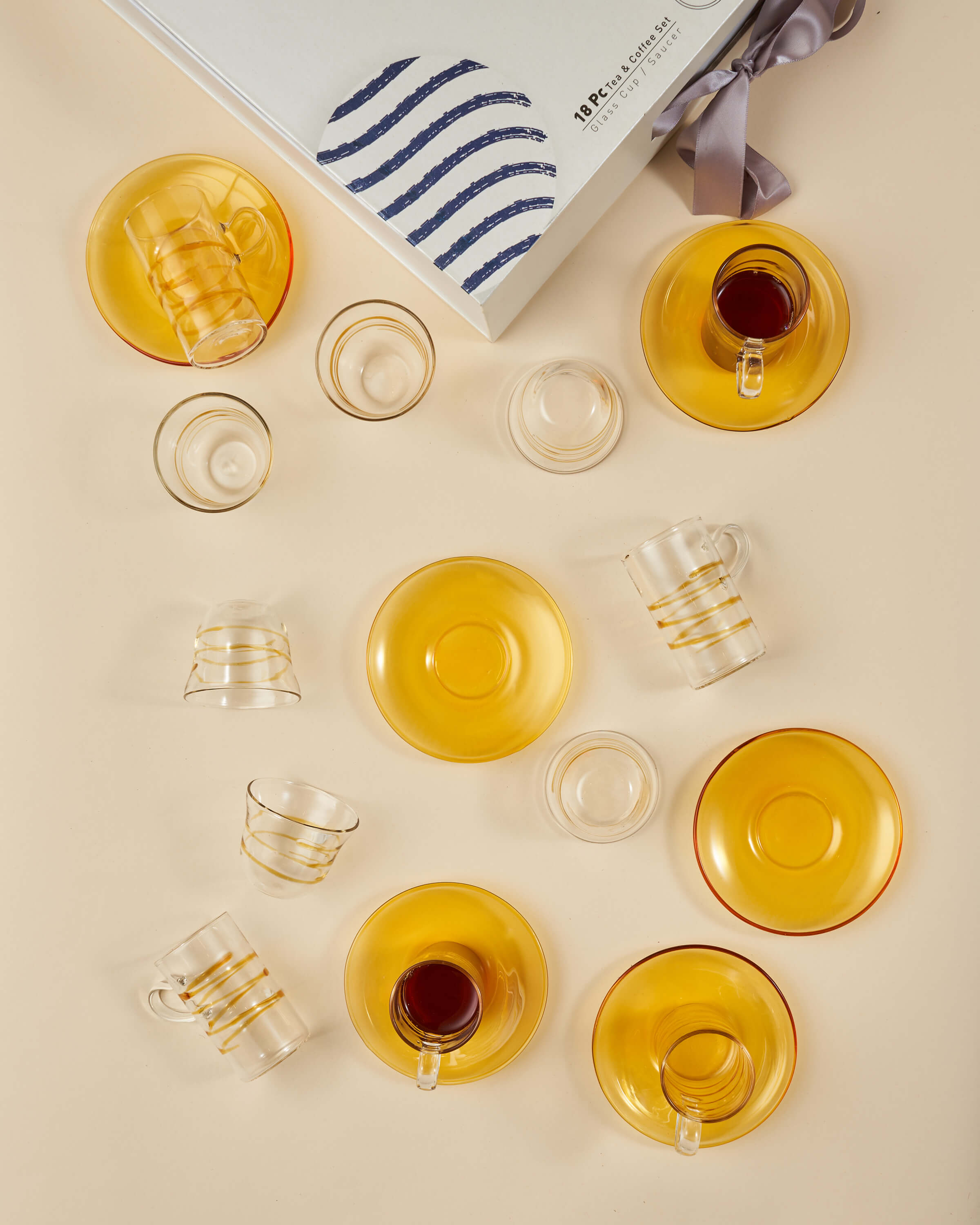 طقم استكانات وفناجين