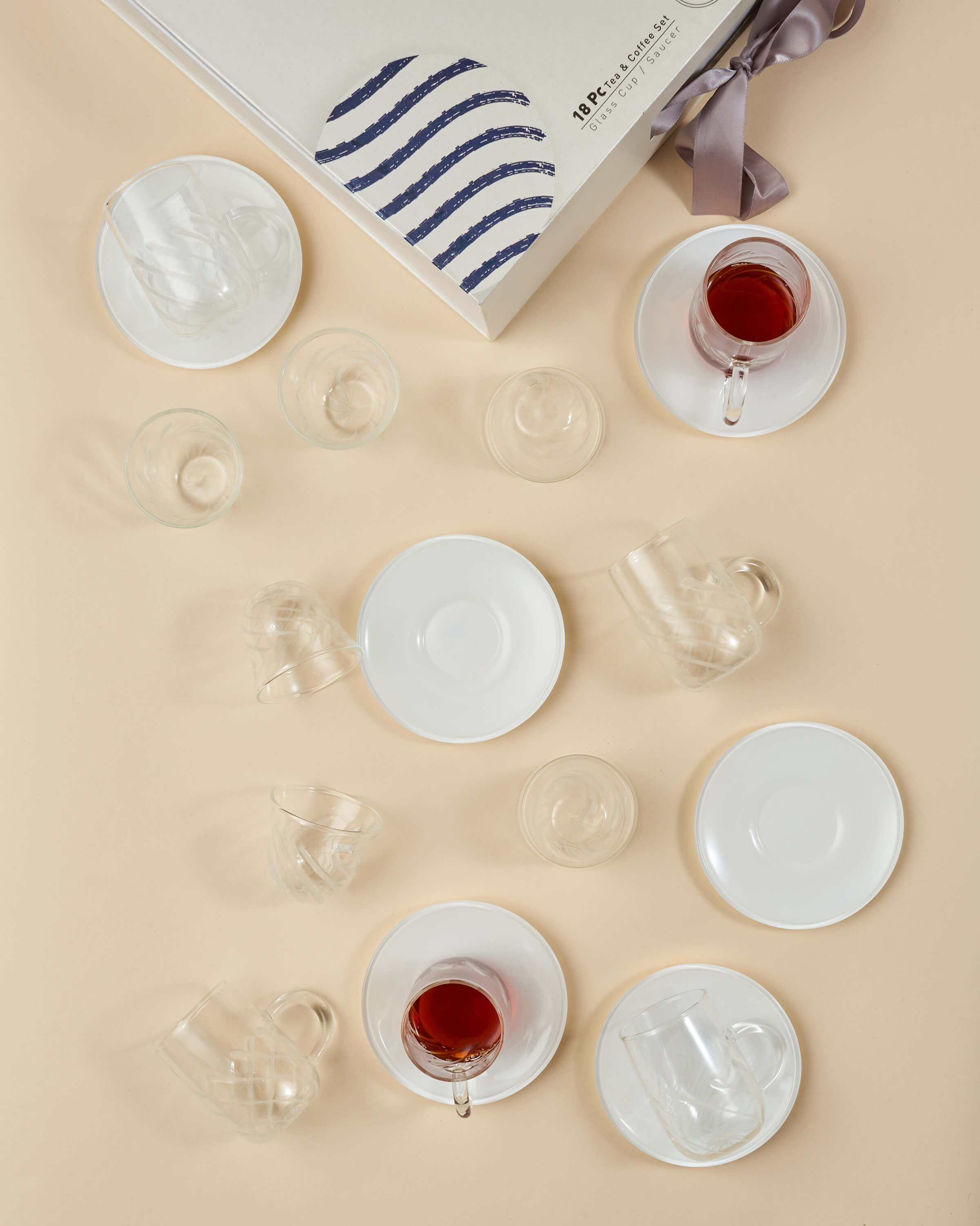 طقم استكانات وفناجين