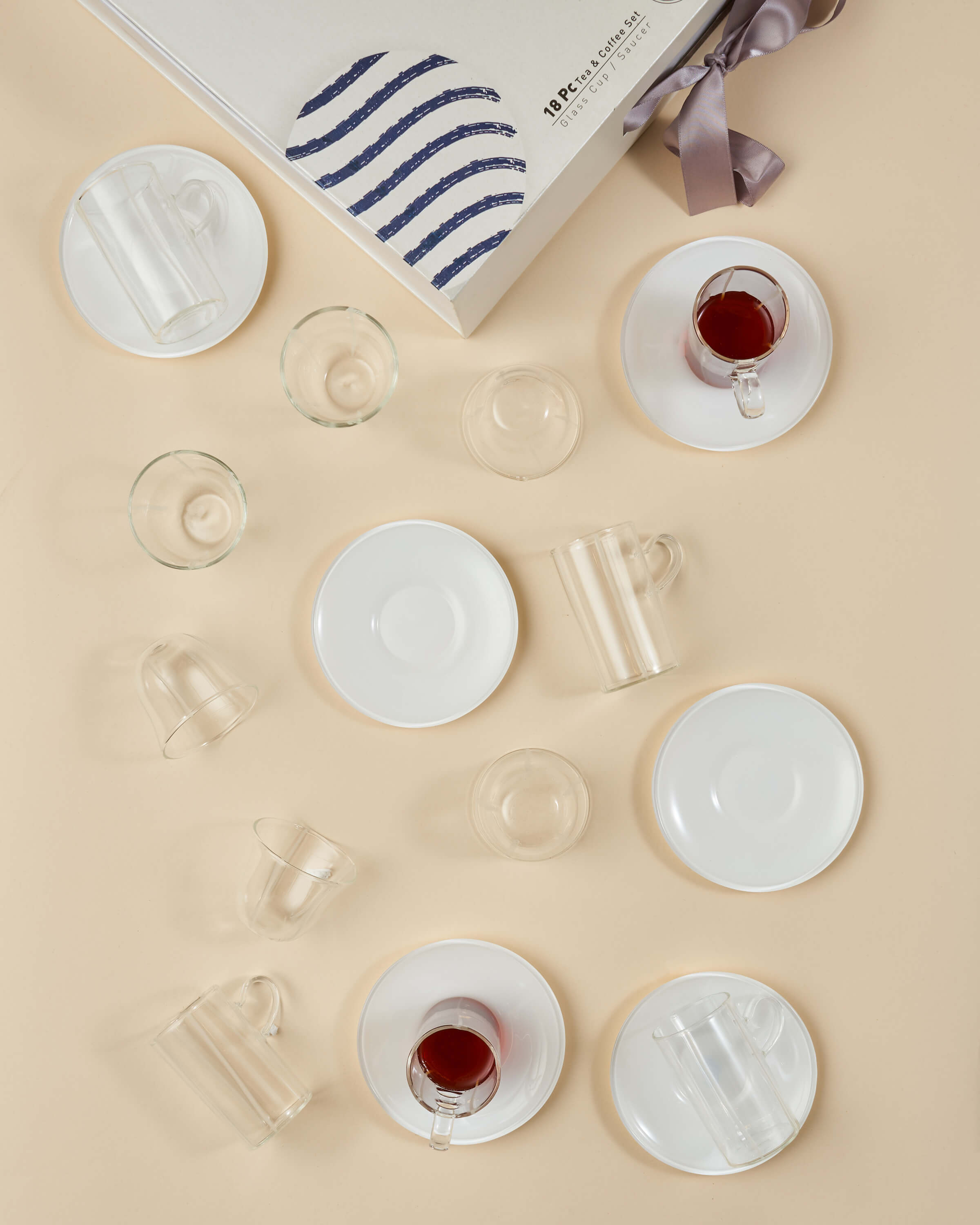 طقم استكانات وفناجين