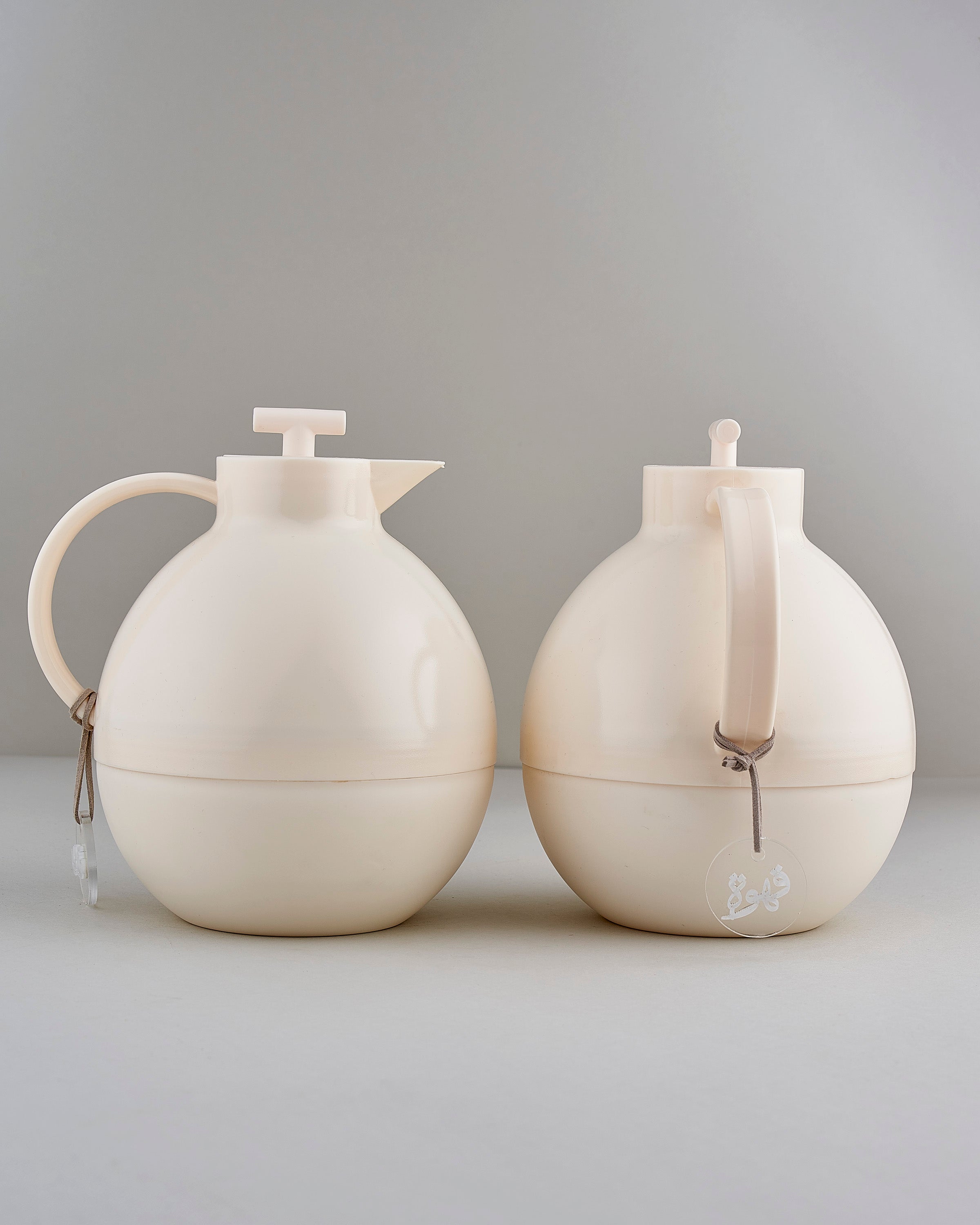 طقم مطارة شاي وقهوة لون ابيض