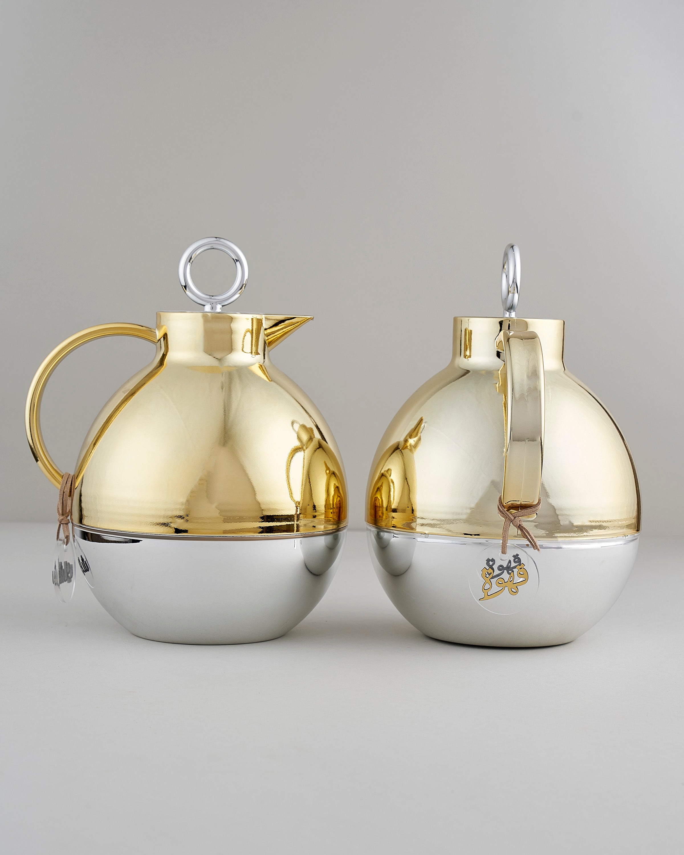 طقم مطارة شاي وقهوة بمقبض ذهبي وقاعدة سلفر