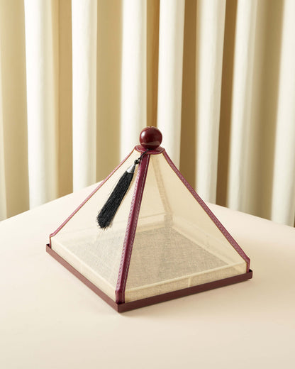 ماعون تقديم بغطاء خام مع جلد مربع