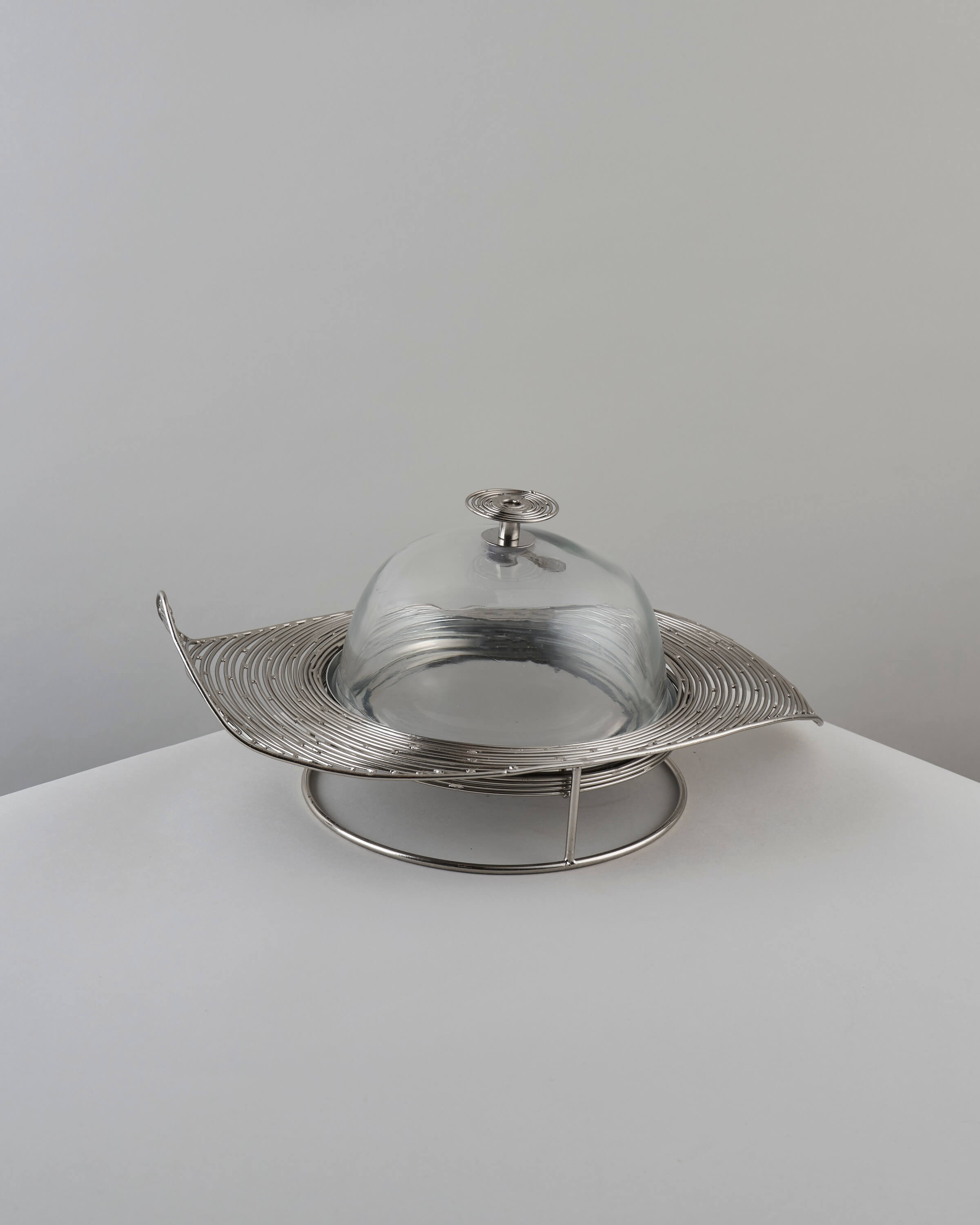 ماعون تقديم