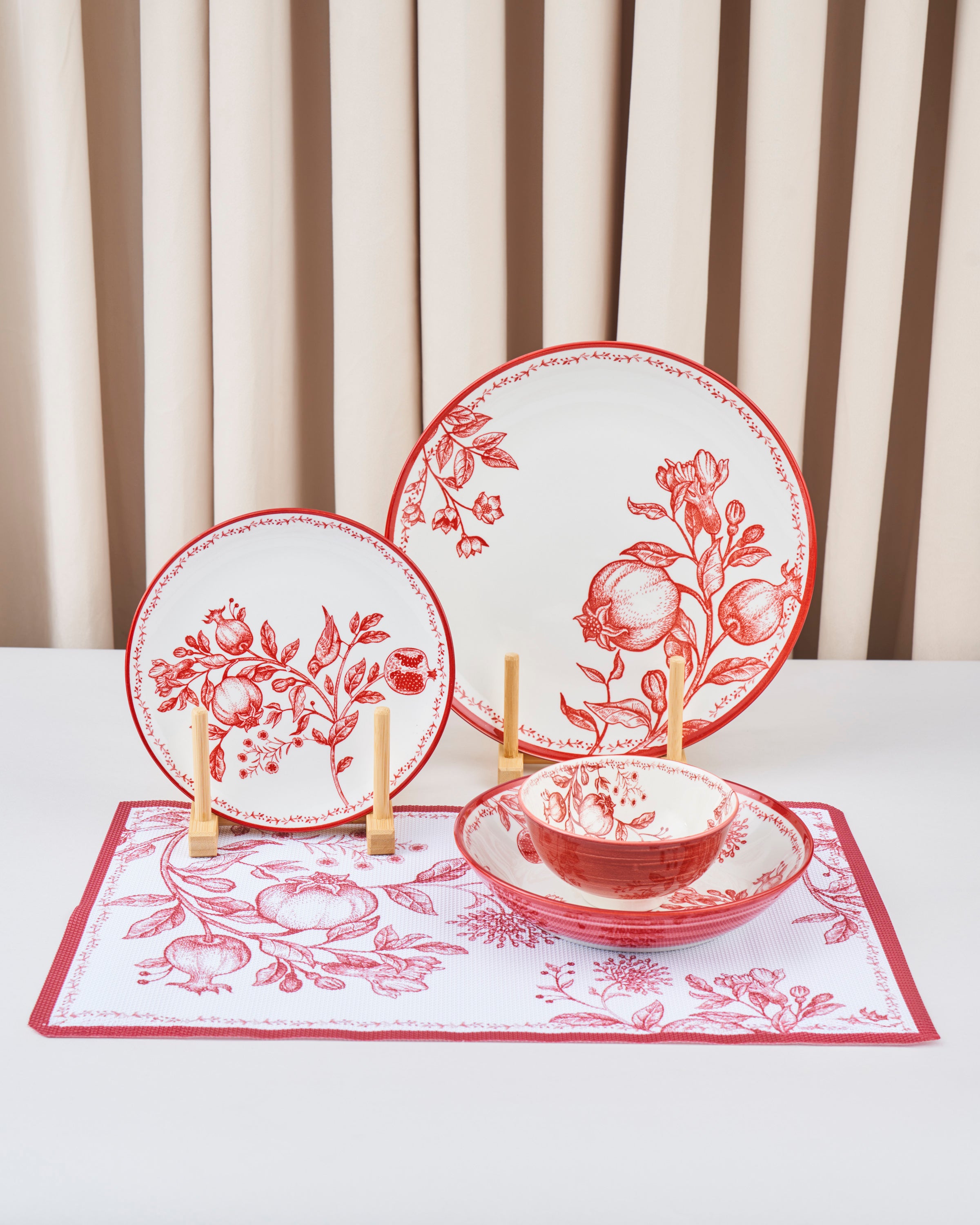 طقم سفرة 30 قطعة لـ6 اشخاص