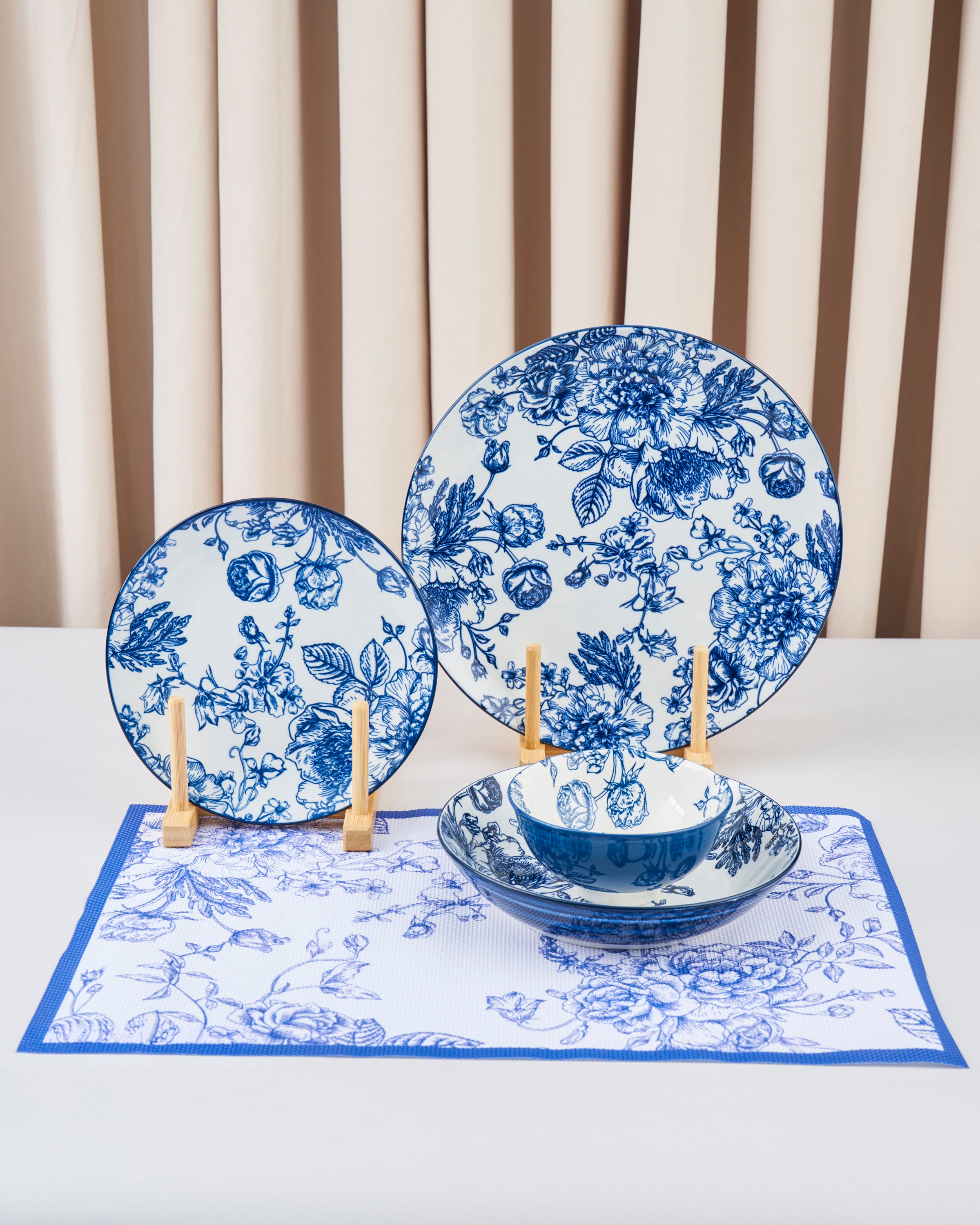 طقم سفرة 30 قطعة لـ6 اشخاص