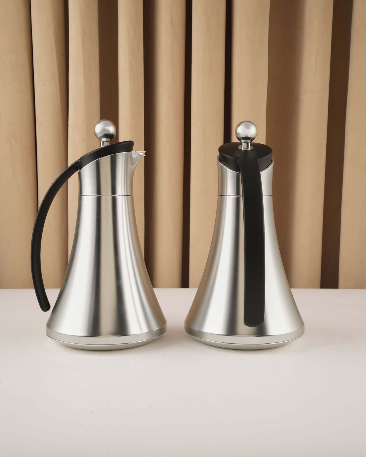 طقم مطارة سلفر بمقبض لون اسود