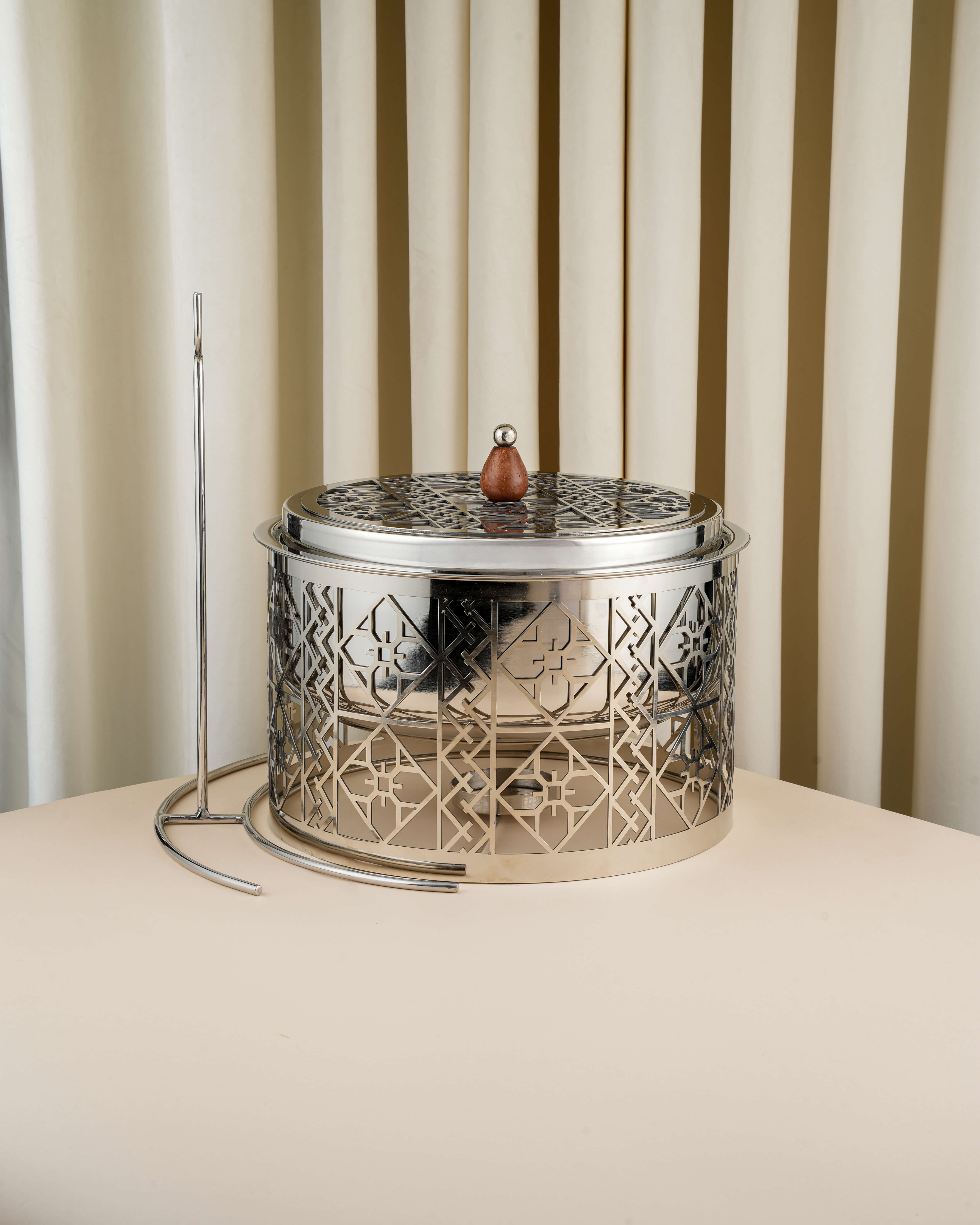 سخان هندي فاخر الاستيل اللامع