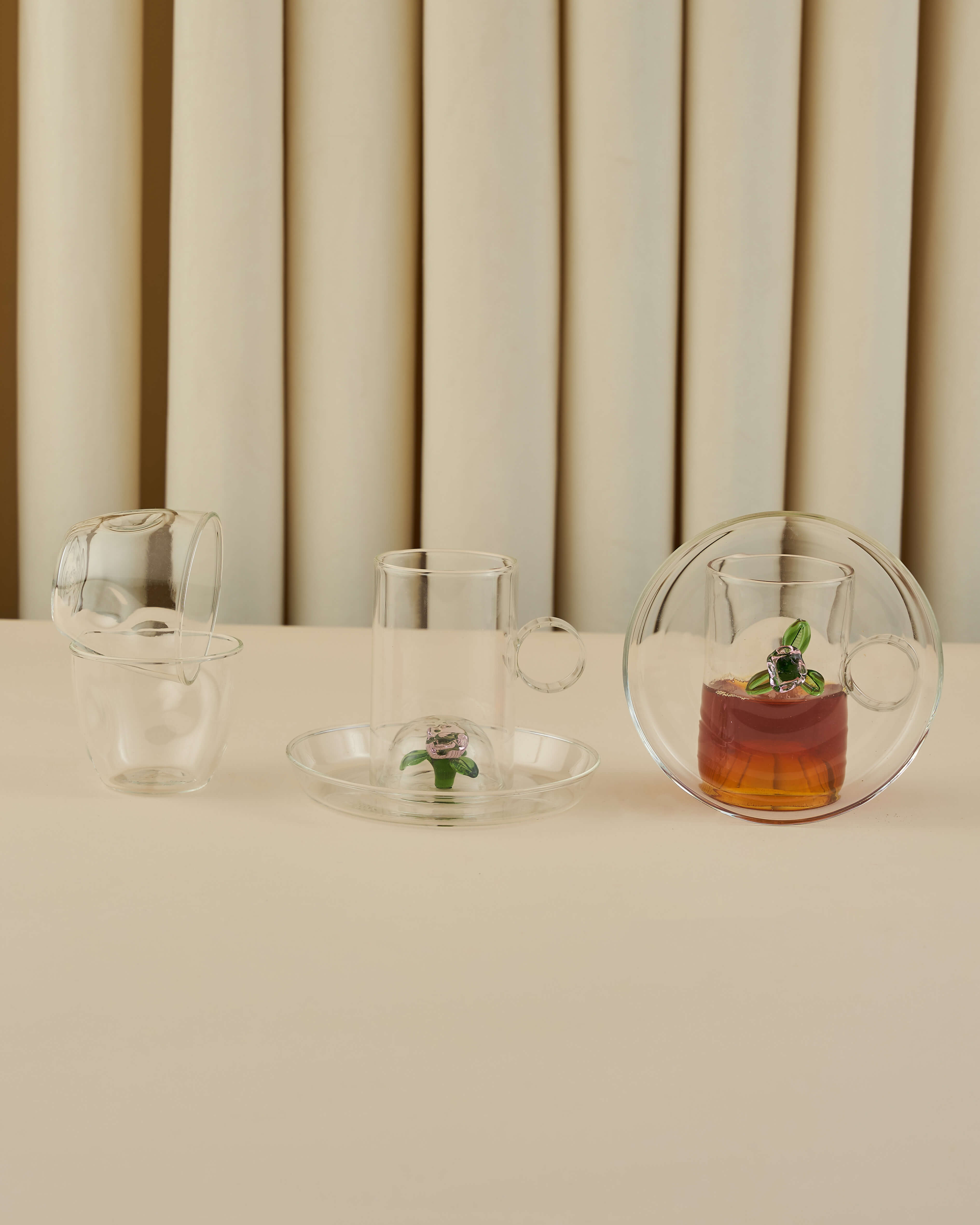 طقم استكانات شاي وفناجين قهوة عربية 18 قطعة