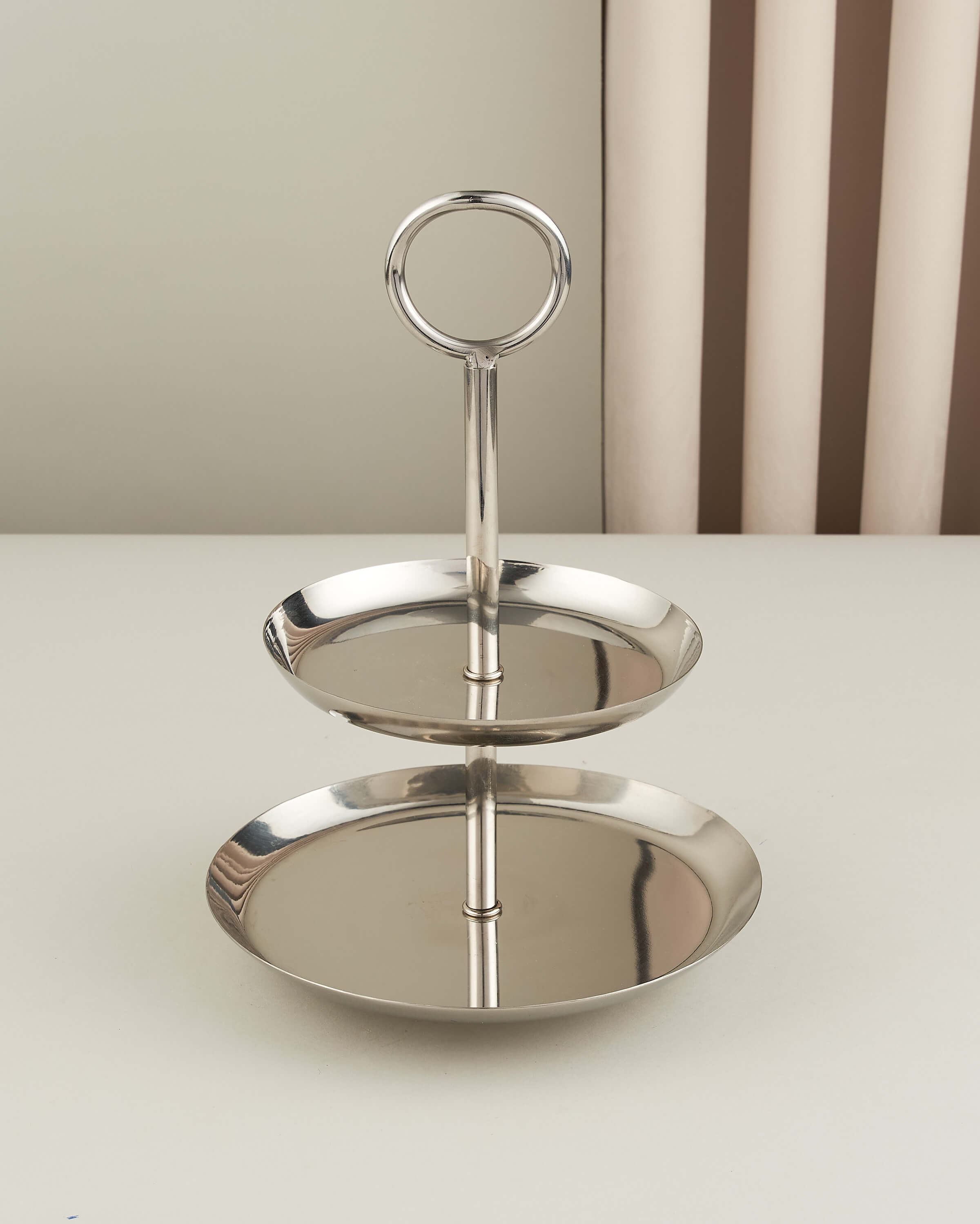 ماعون تقديم  دورين