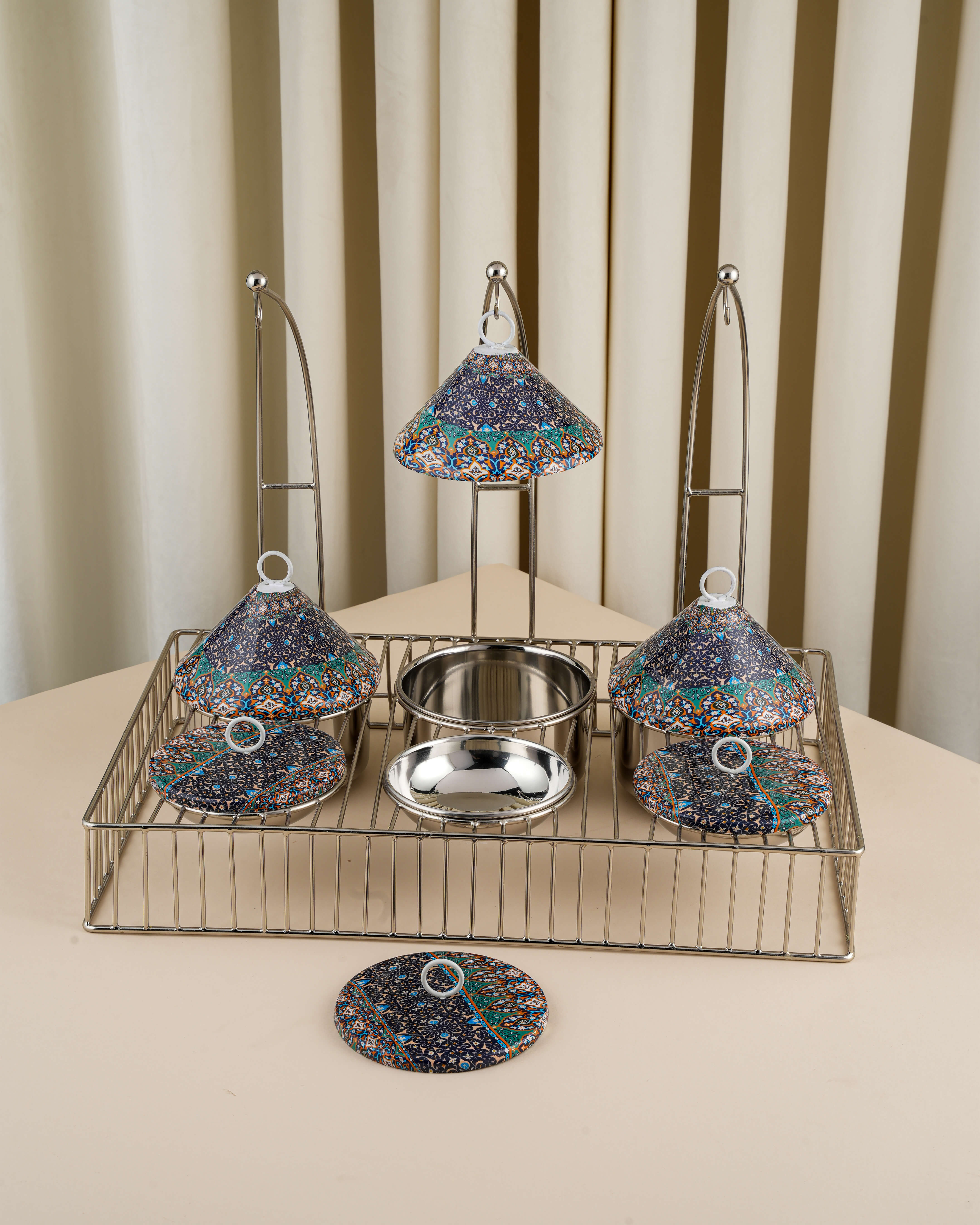 ماعون ضيافة