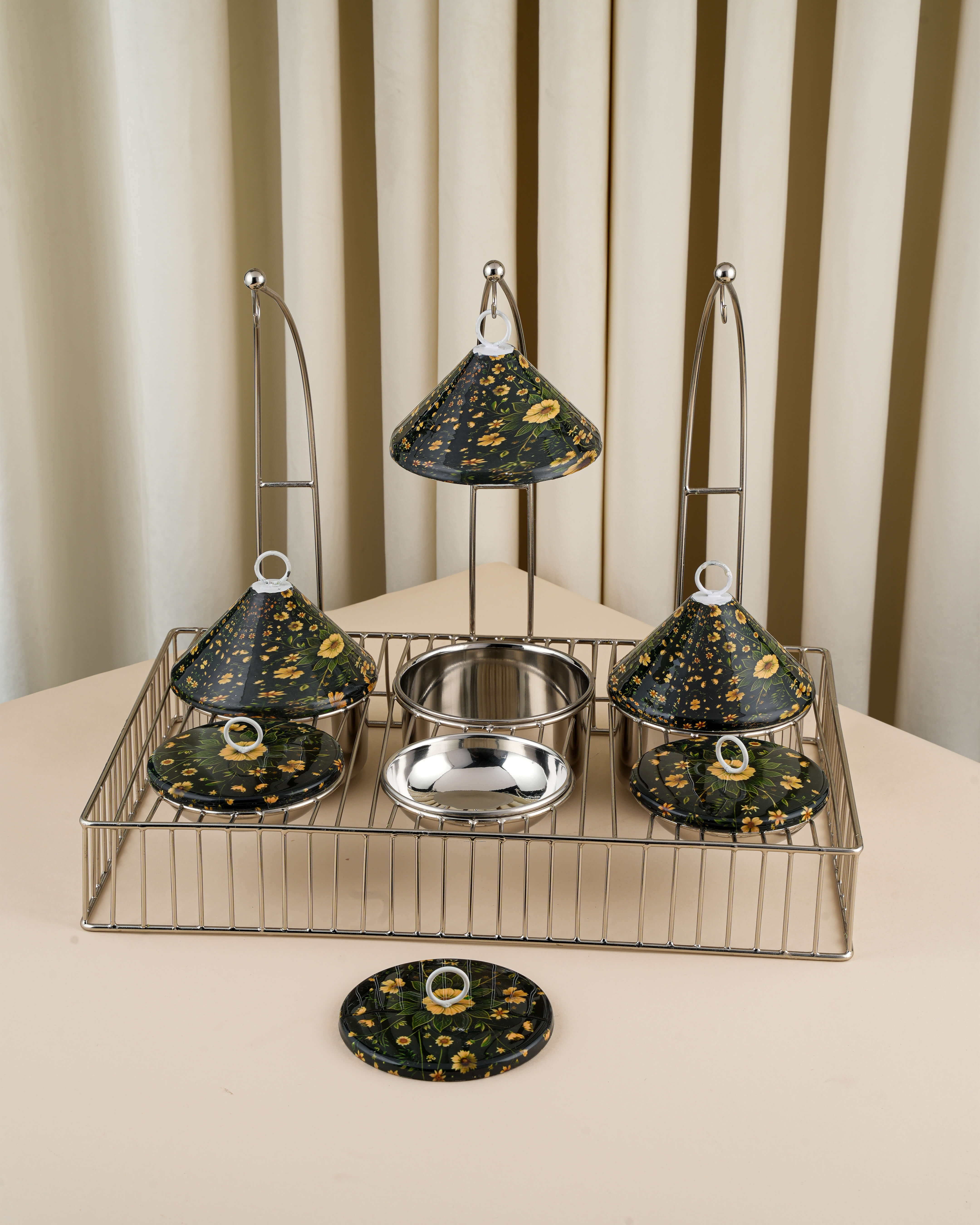 ماعون ضيافة