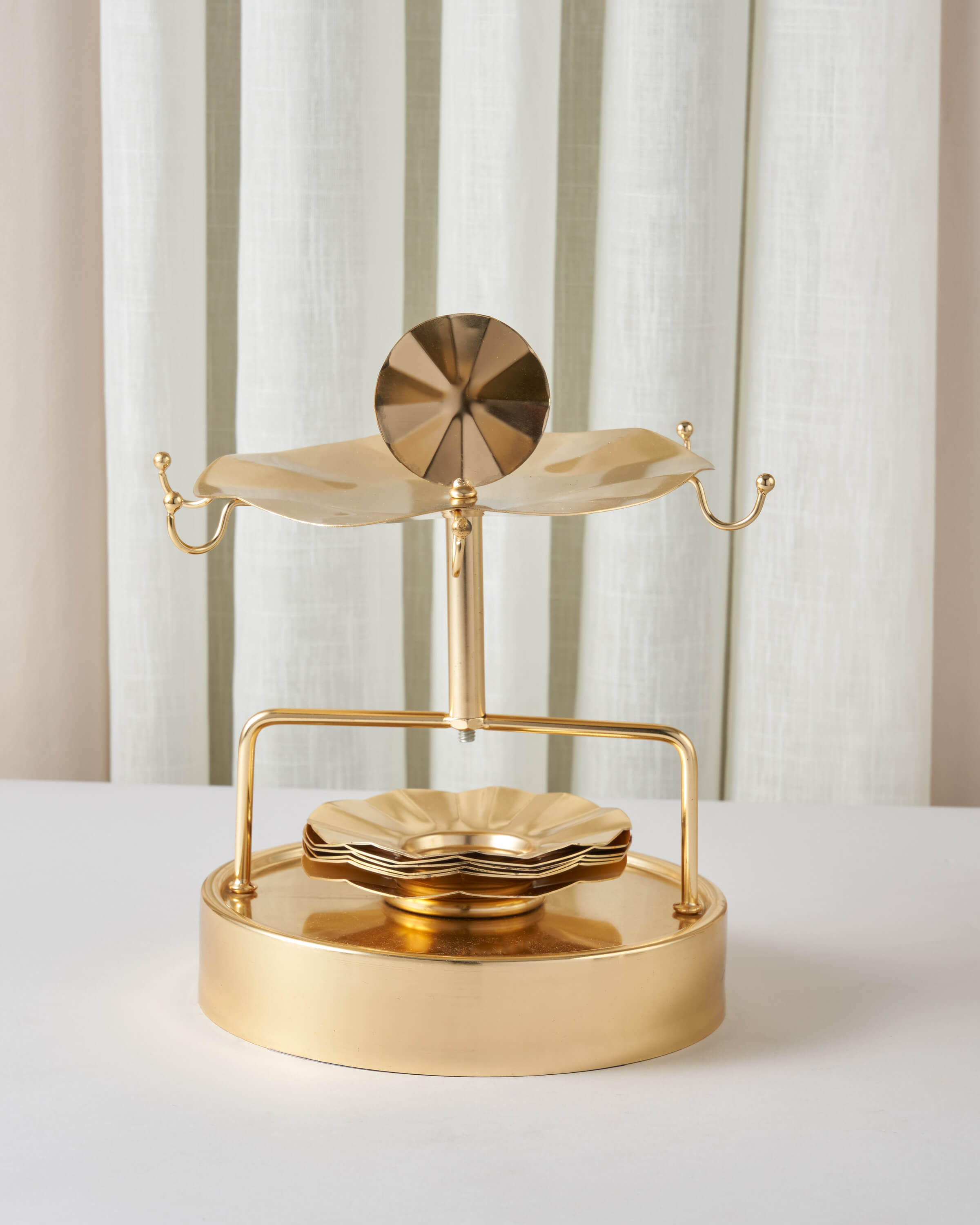 حامل استكانة مع 6 صحون