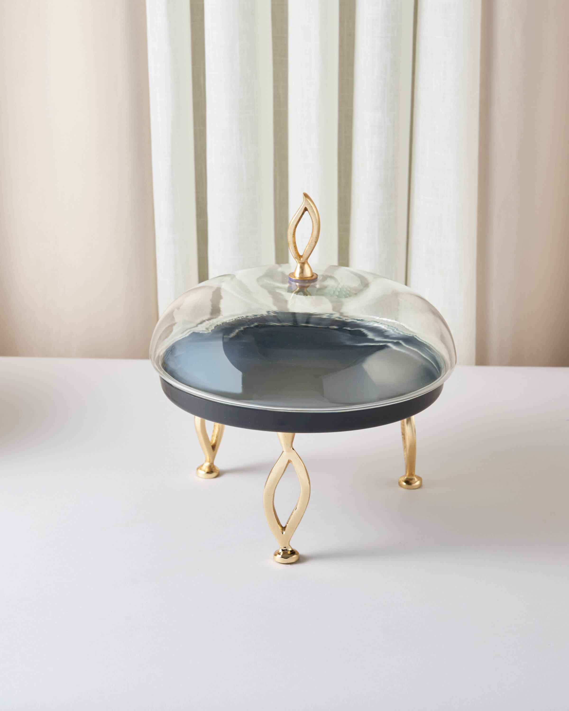 ماعون تقديم كيك