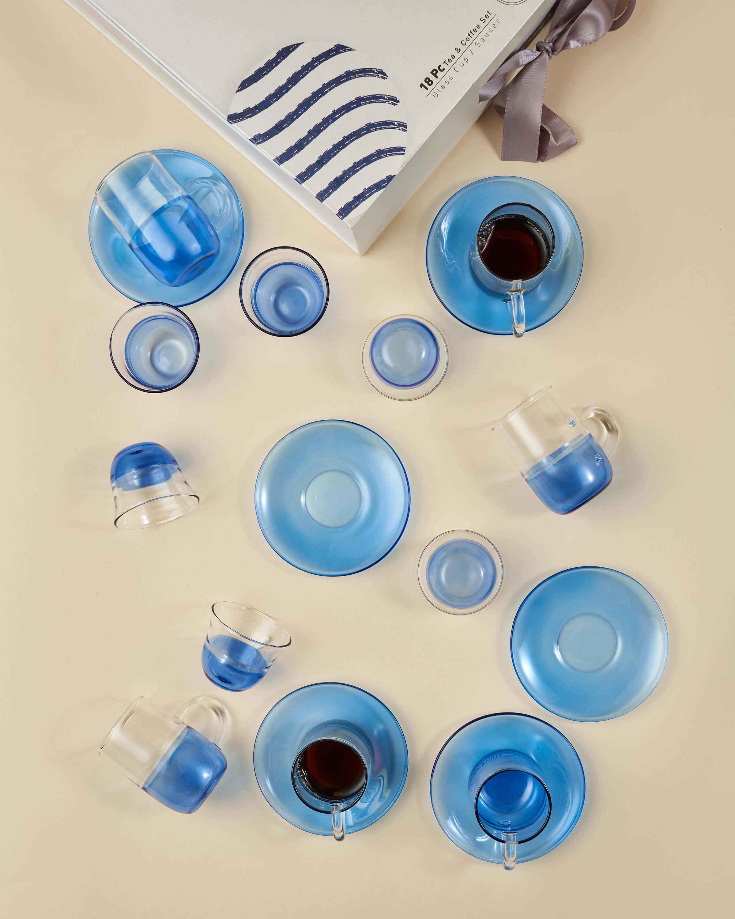 طقم استكانات وفناجين