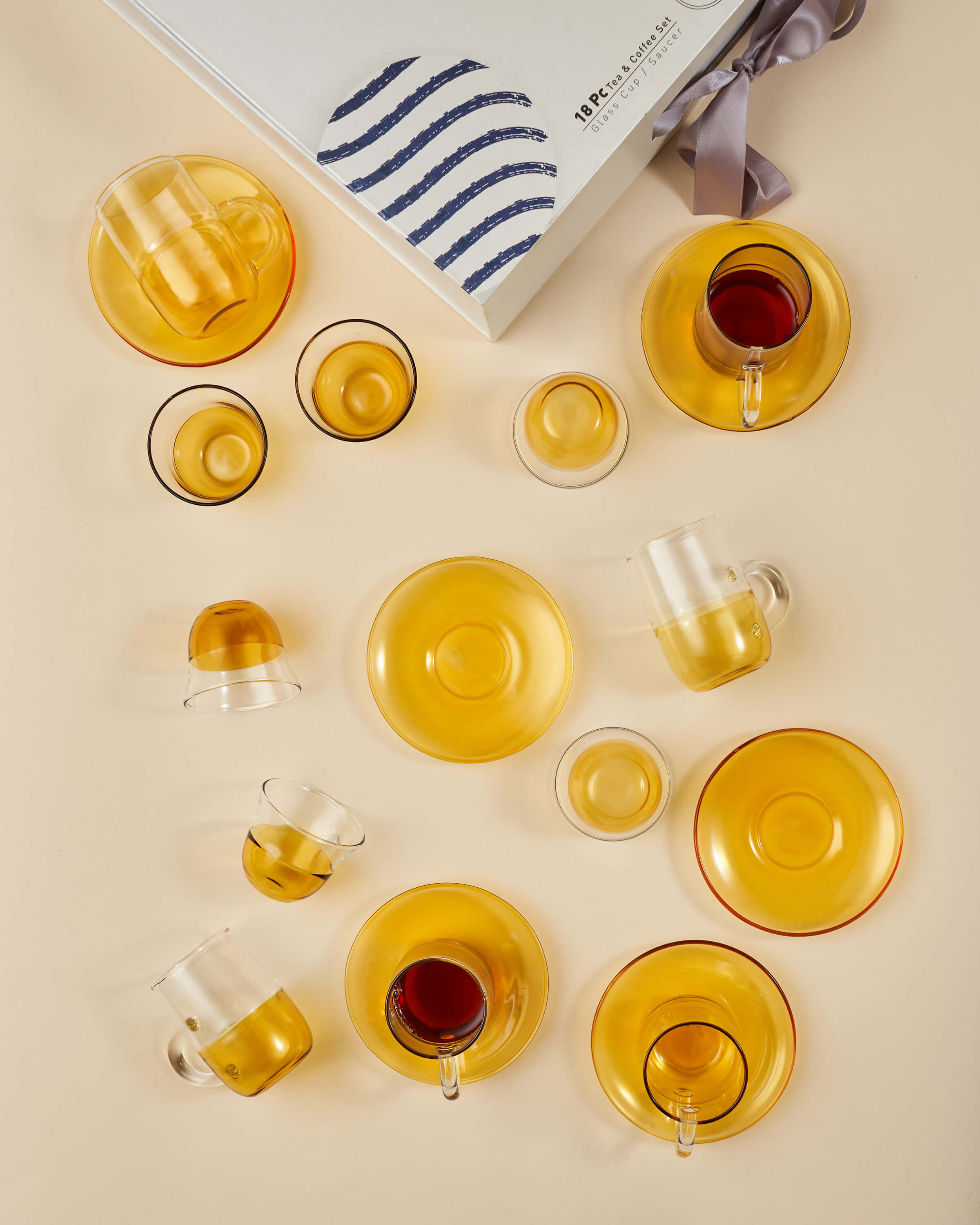 طقم استكانات وفناجين