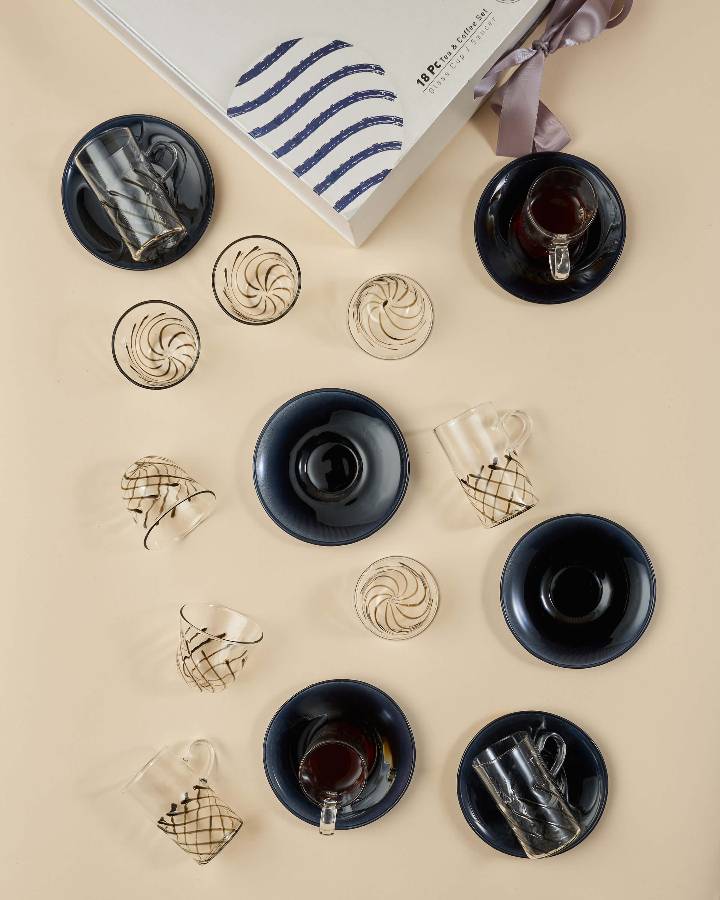 طقم استكانات وفناجين