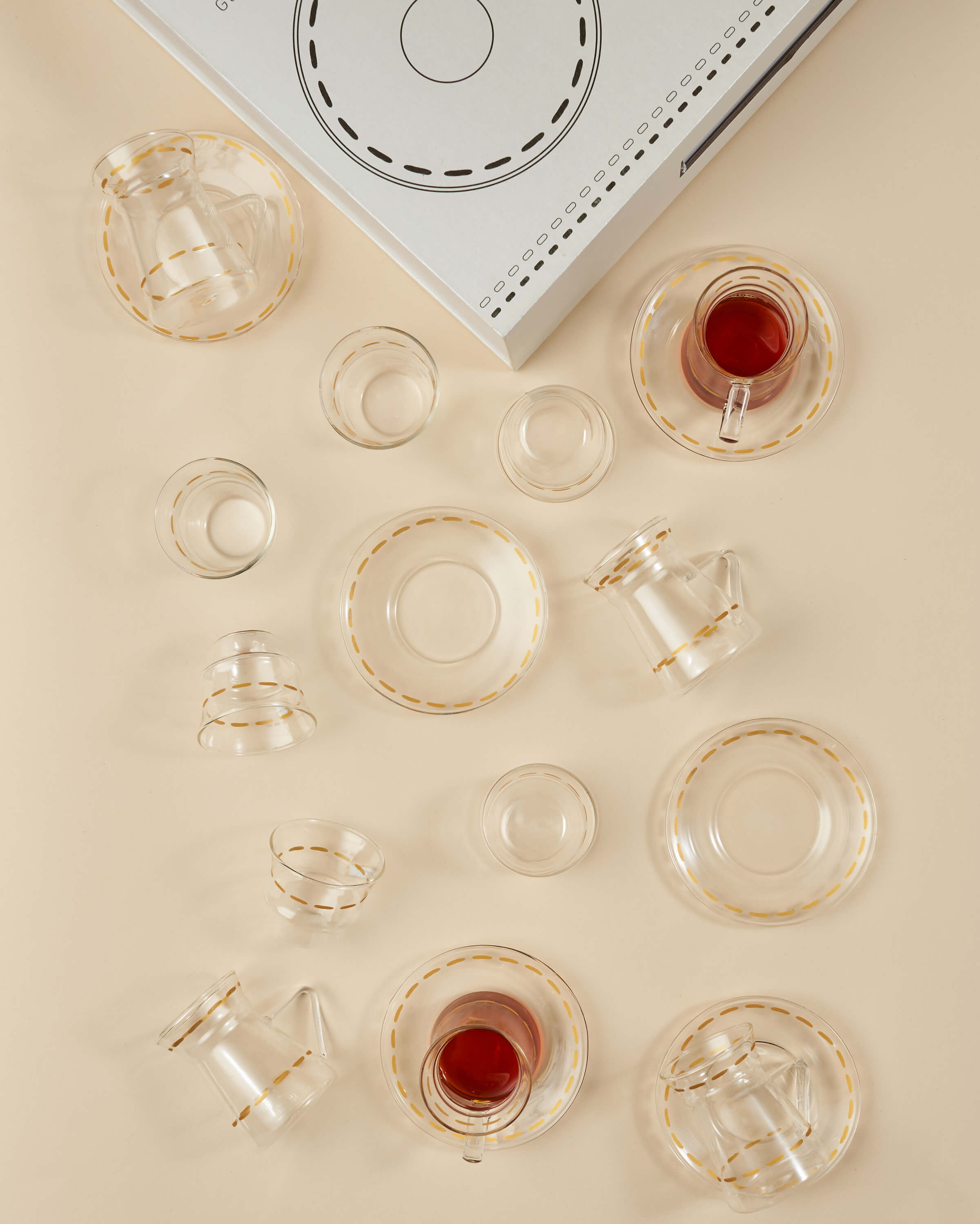 طقم استكانات وفناجين