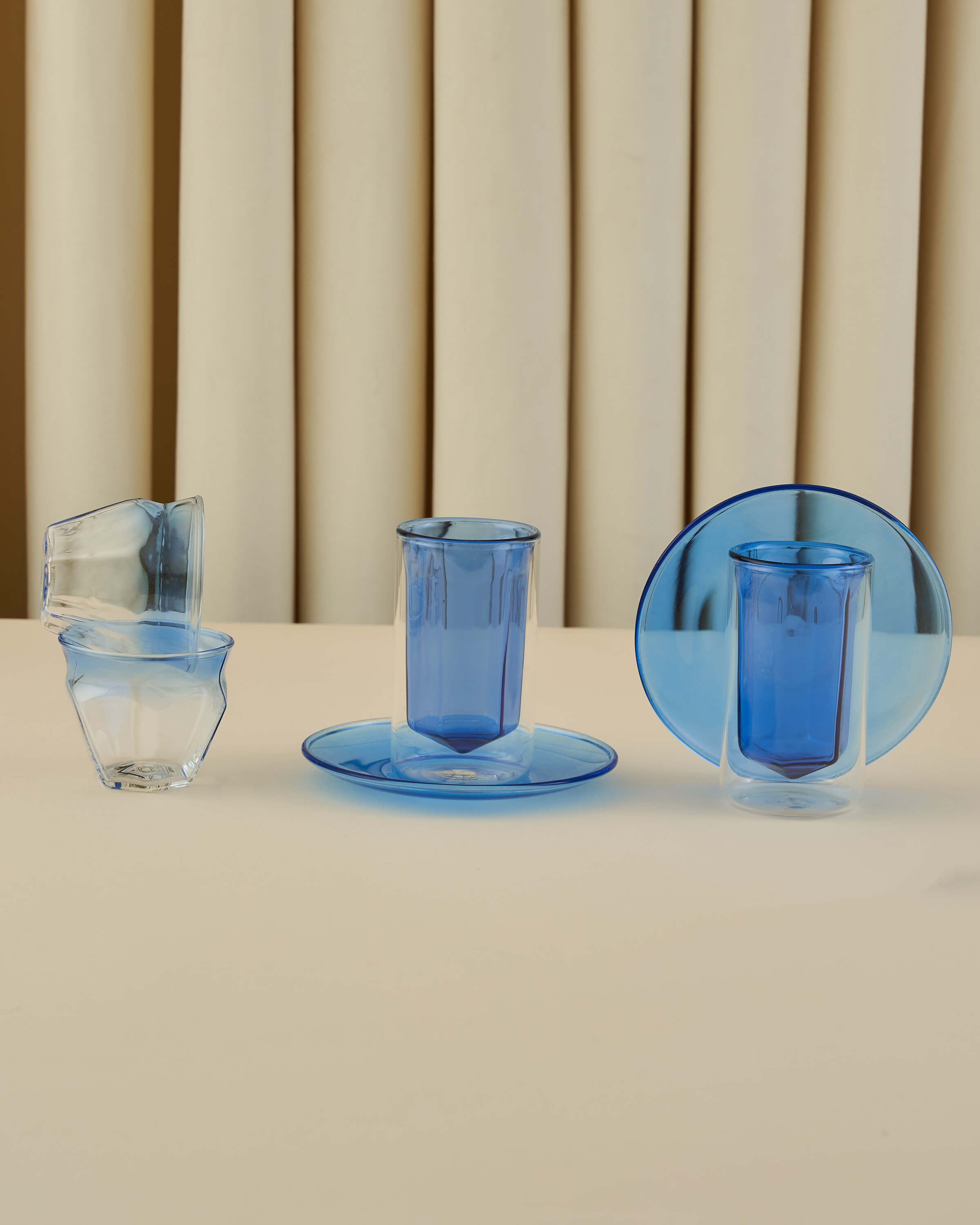 طقم استكانات شاي وفناجين قهوة عربية 18  (Double Wall) - طبقتين من الزجاج