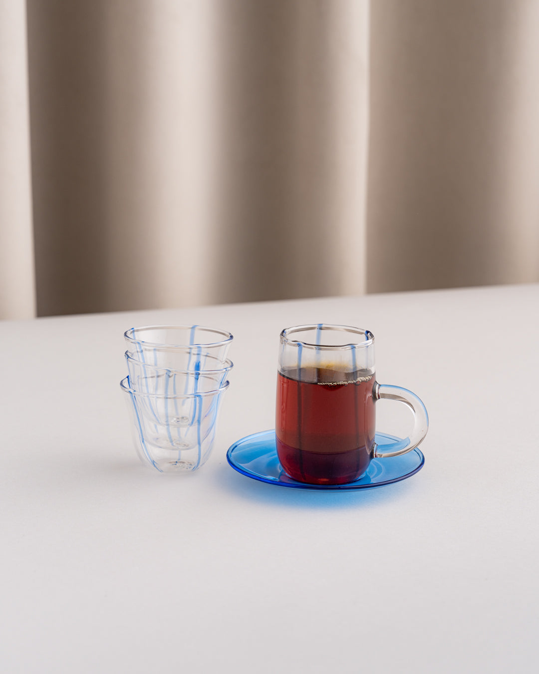 طقم استكانات وفناجين