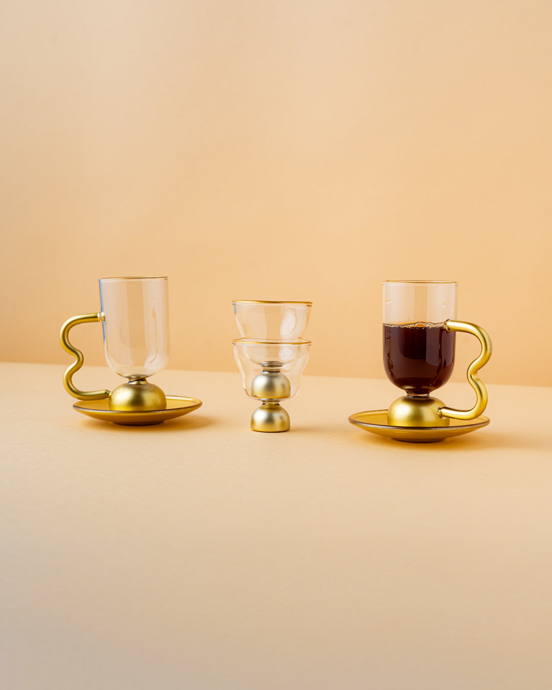 طقم إستكانات السمو الفاخره