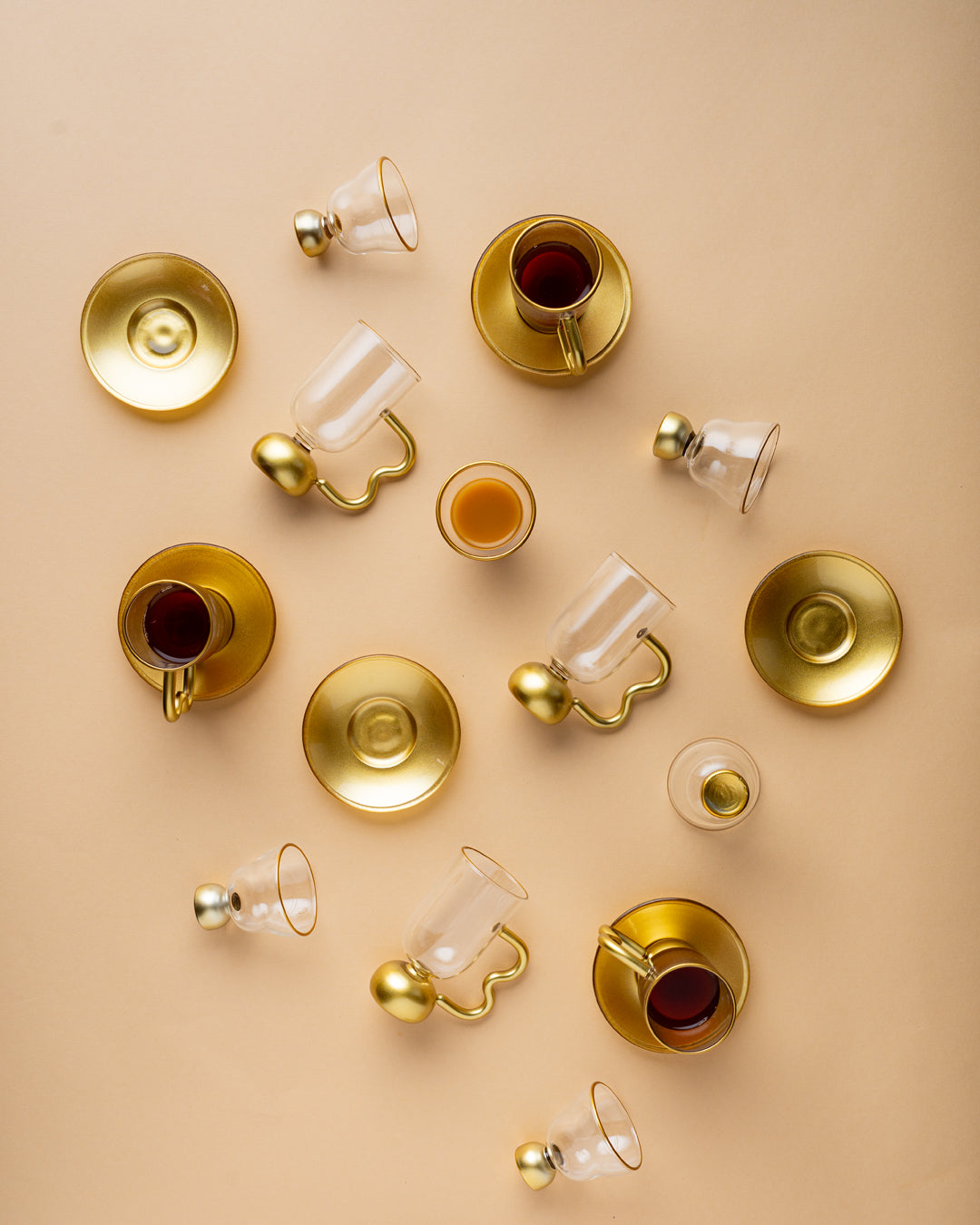 طقم إستكانات السمو الفاخره