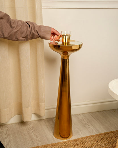 طاوله تقديم للكنب ذهبي مطفي هندي