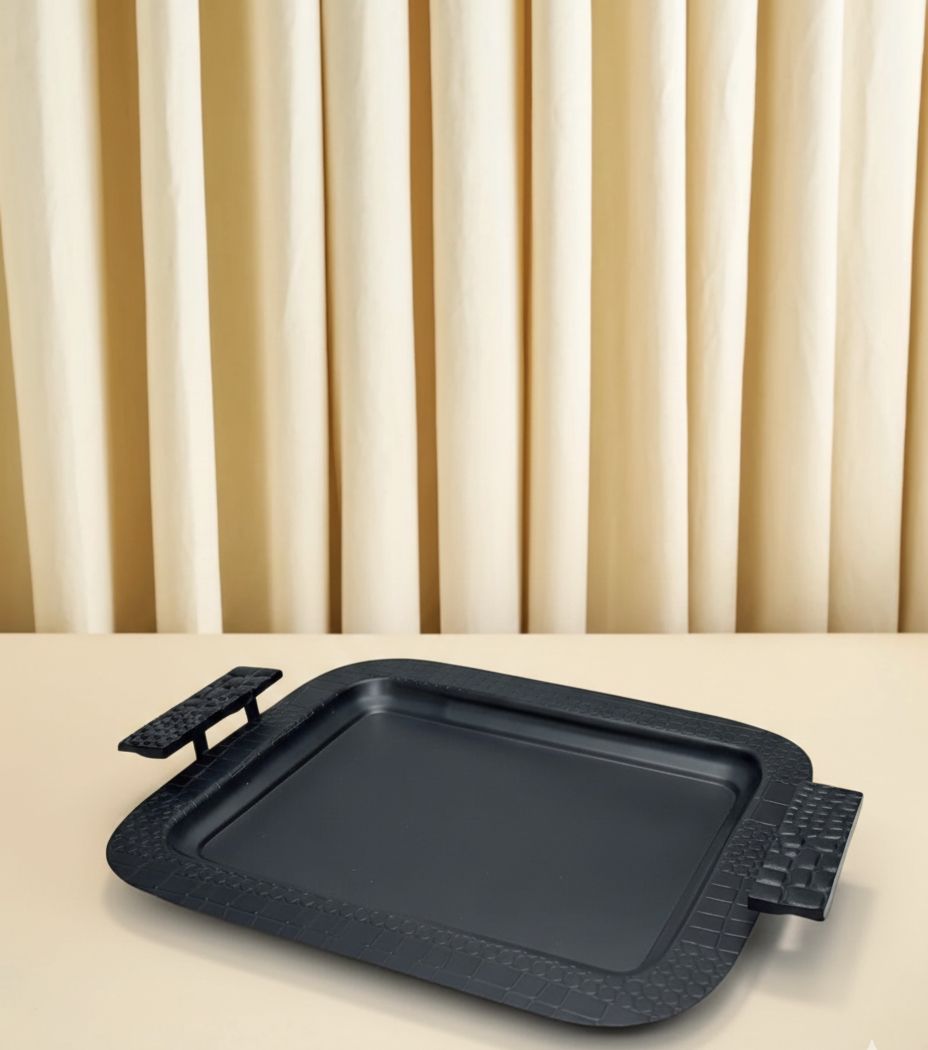 صينية تقديم