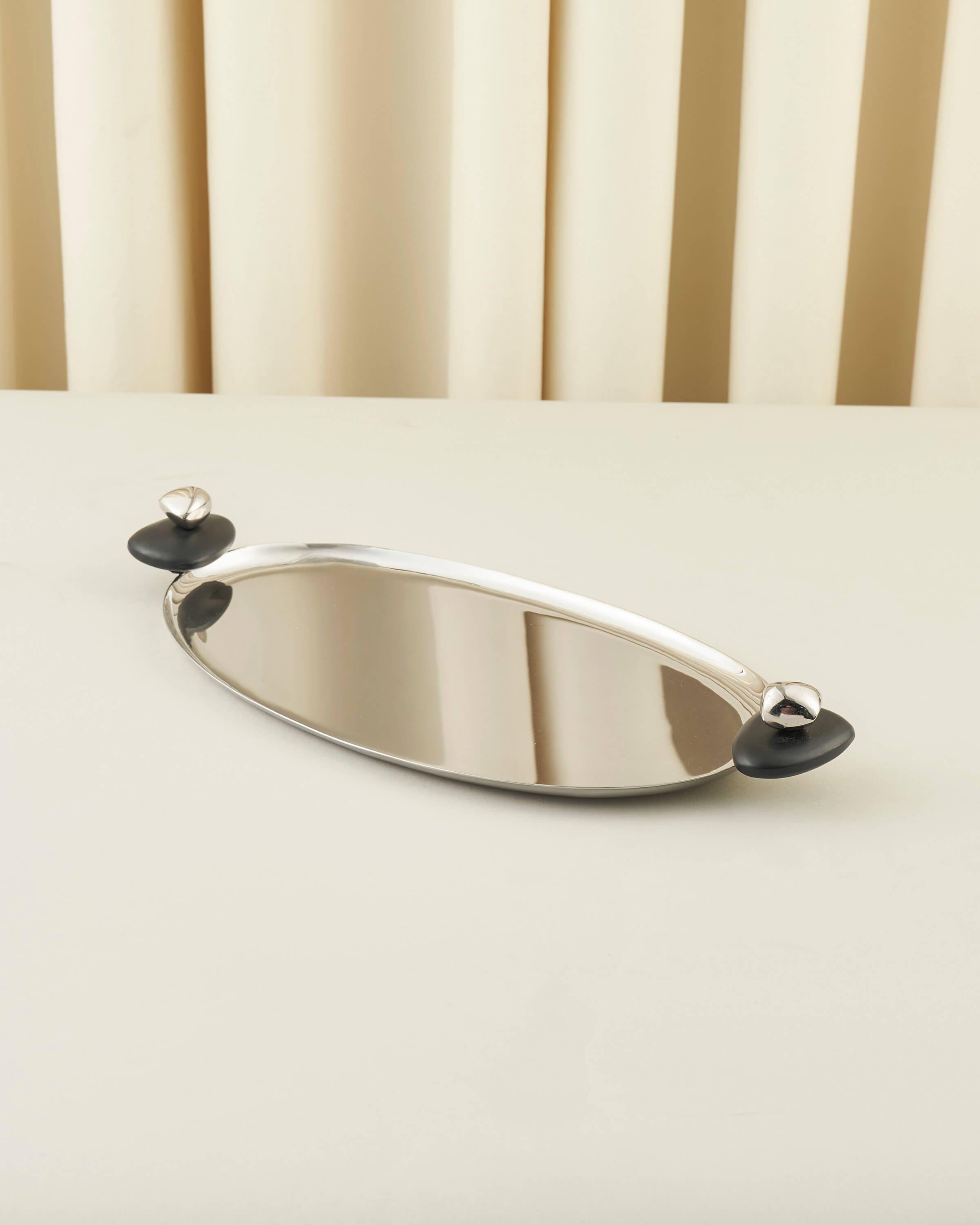 صينية تقديم بطابع الاحجار