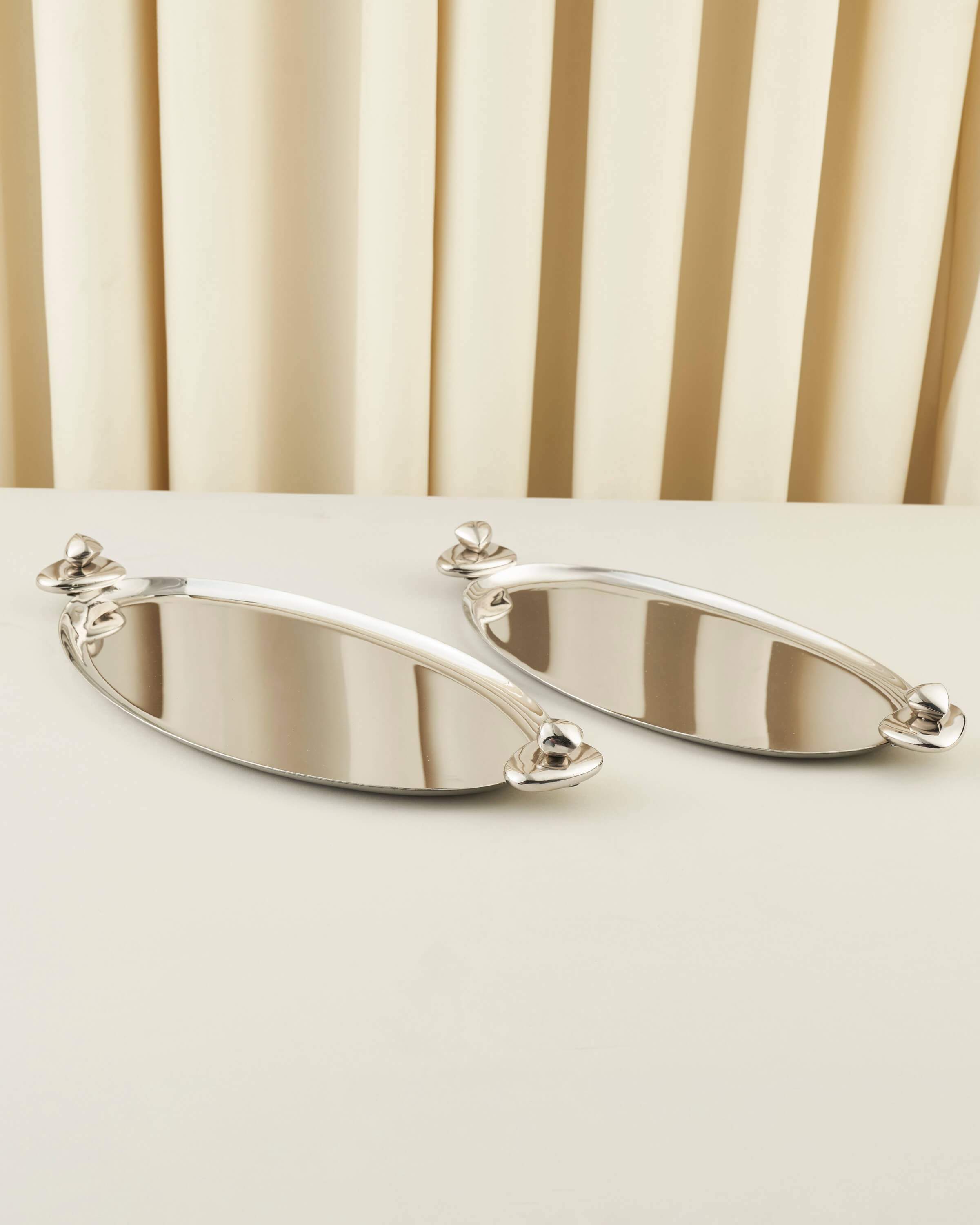 صينية تقديم بطابع الاحجار