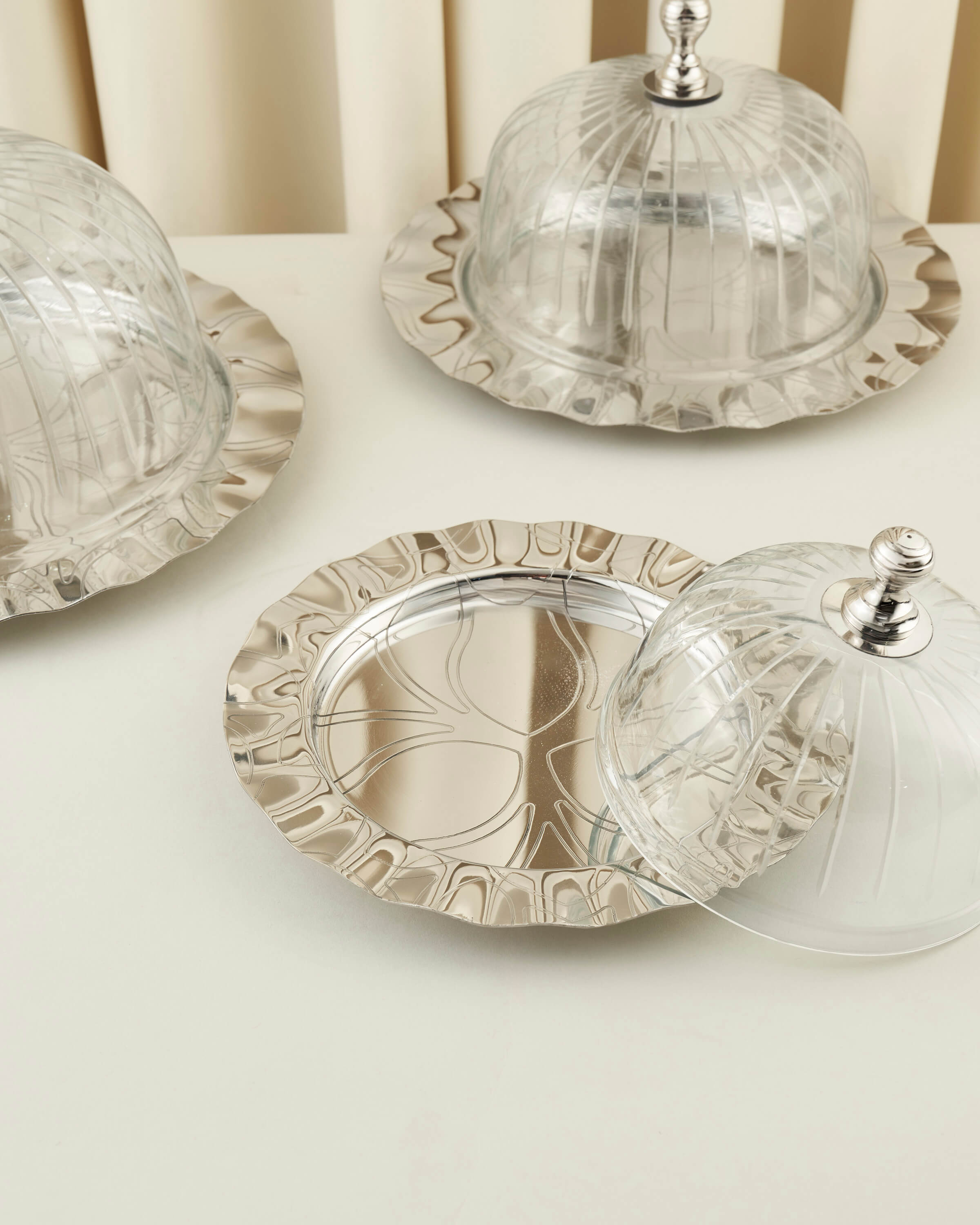 ماعون تقديم