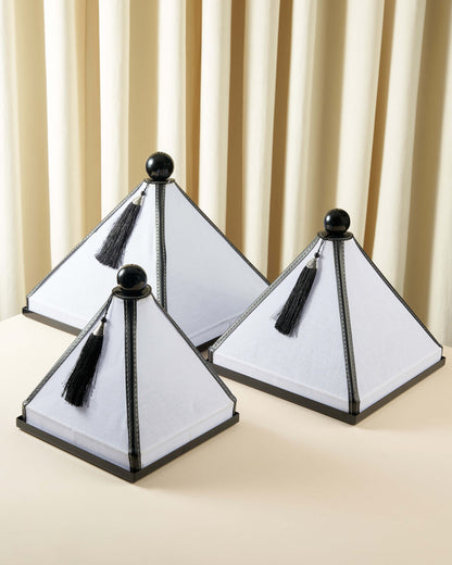 ماعون تقديم بغطاء خام مع جلد مربع