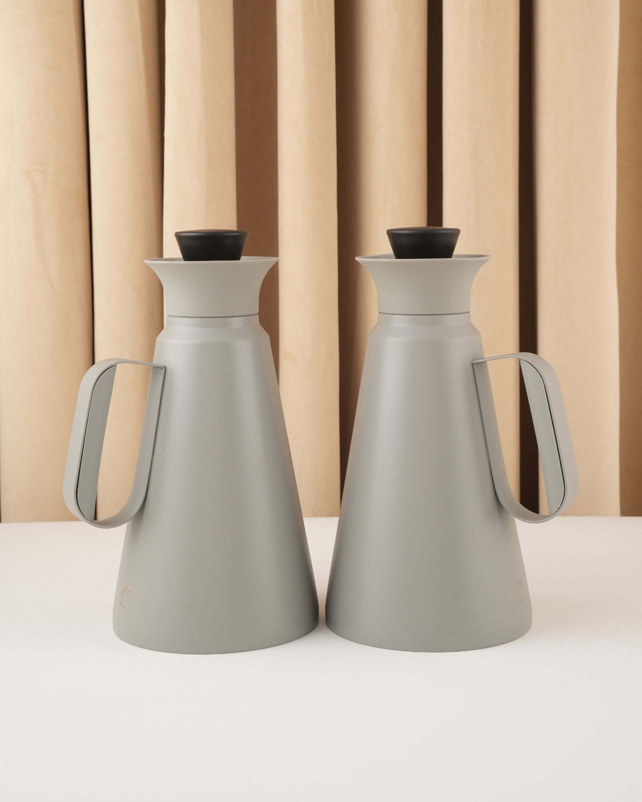 طقم مطارة شاي وقهوة دبل وول لون رمادي